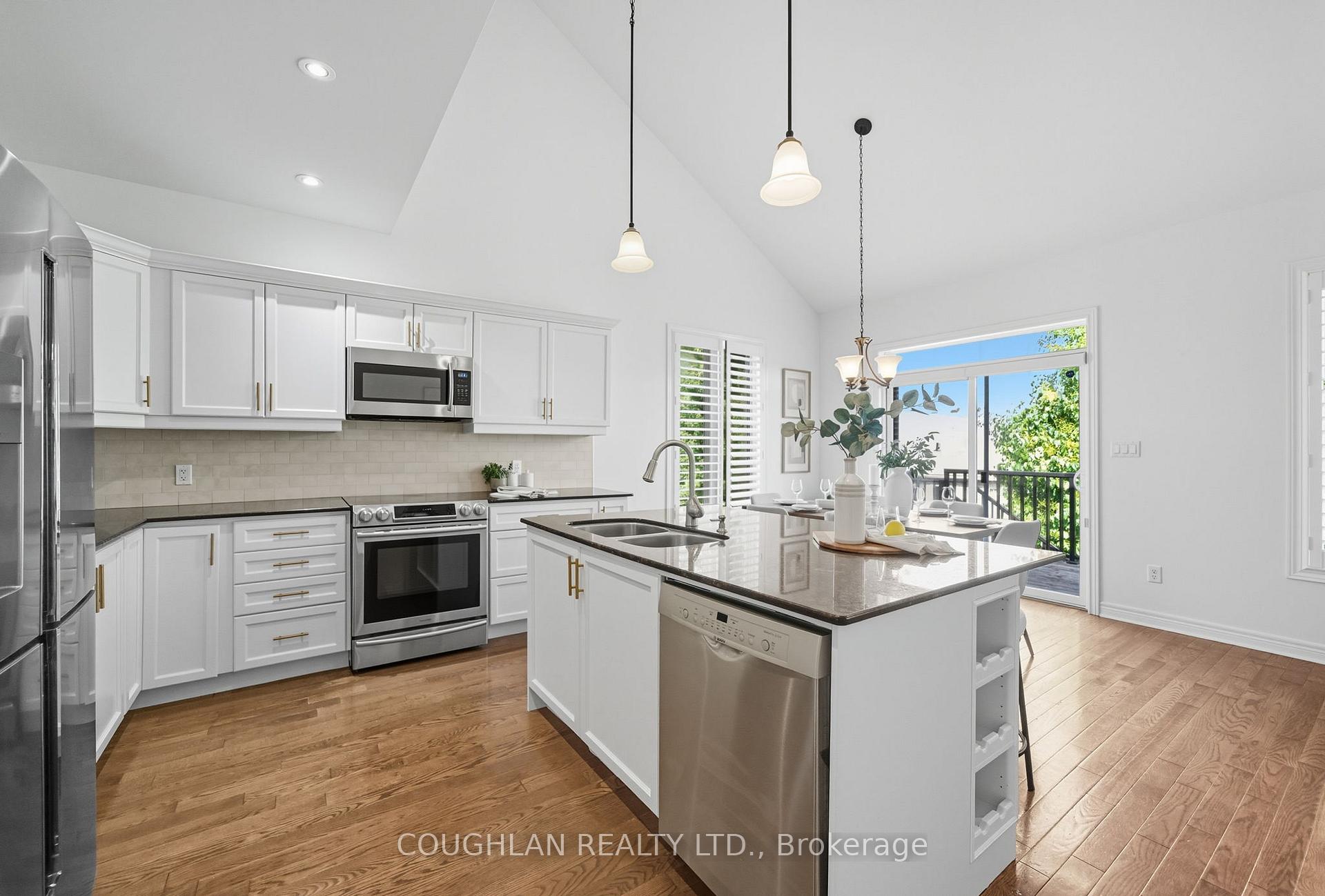 Photo 4 of 88 Oakside Drive, Uxbridge — HOMEH