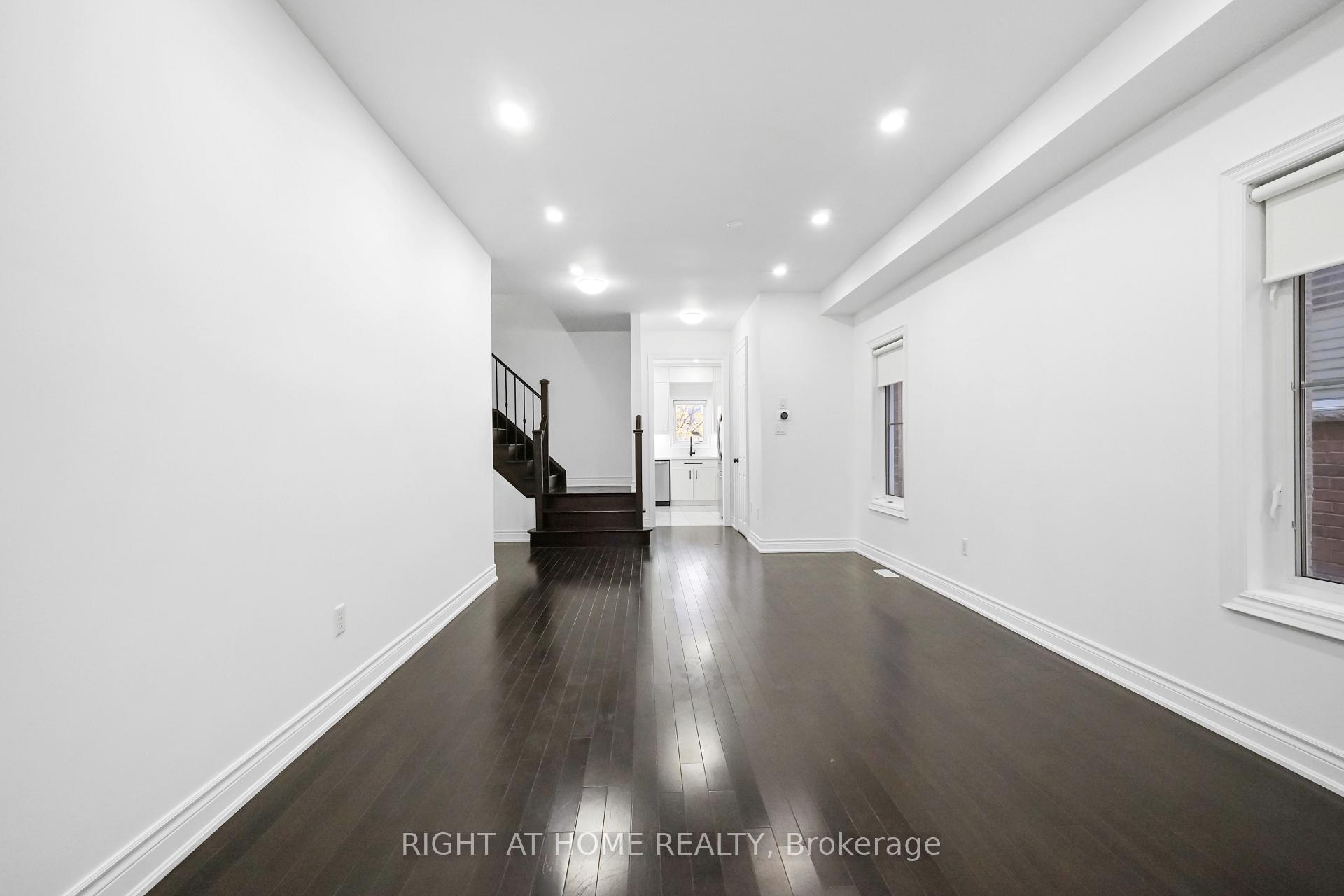 Photo 3 of 5 Oswell Drive, Ajax, Northeast Ajax — HOMEH