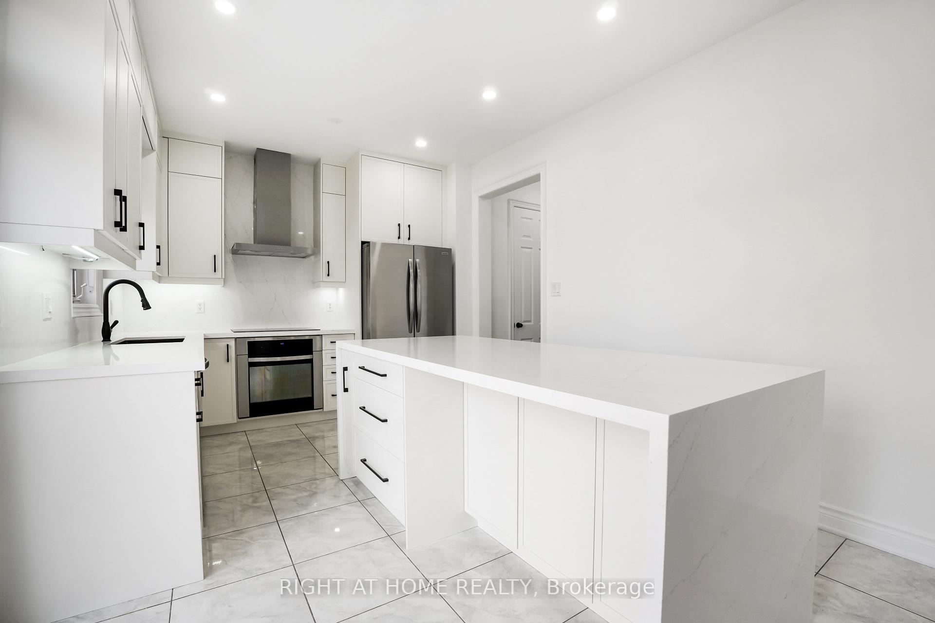 Photo 6 of 5 Oswell Drive, Ajax, Northeast Ajax — HOMEH