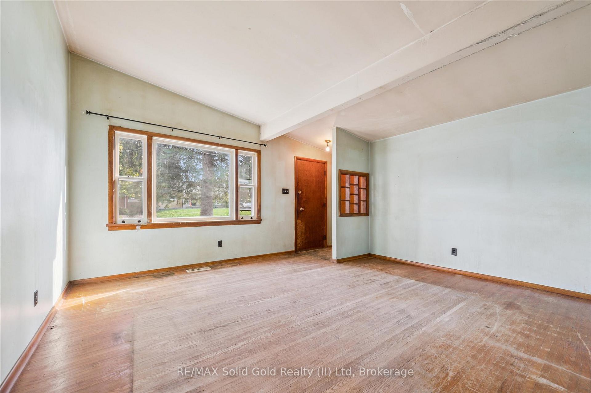 Photo 6 of 226 Dick Street, Waterloo — HOMEH
