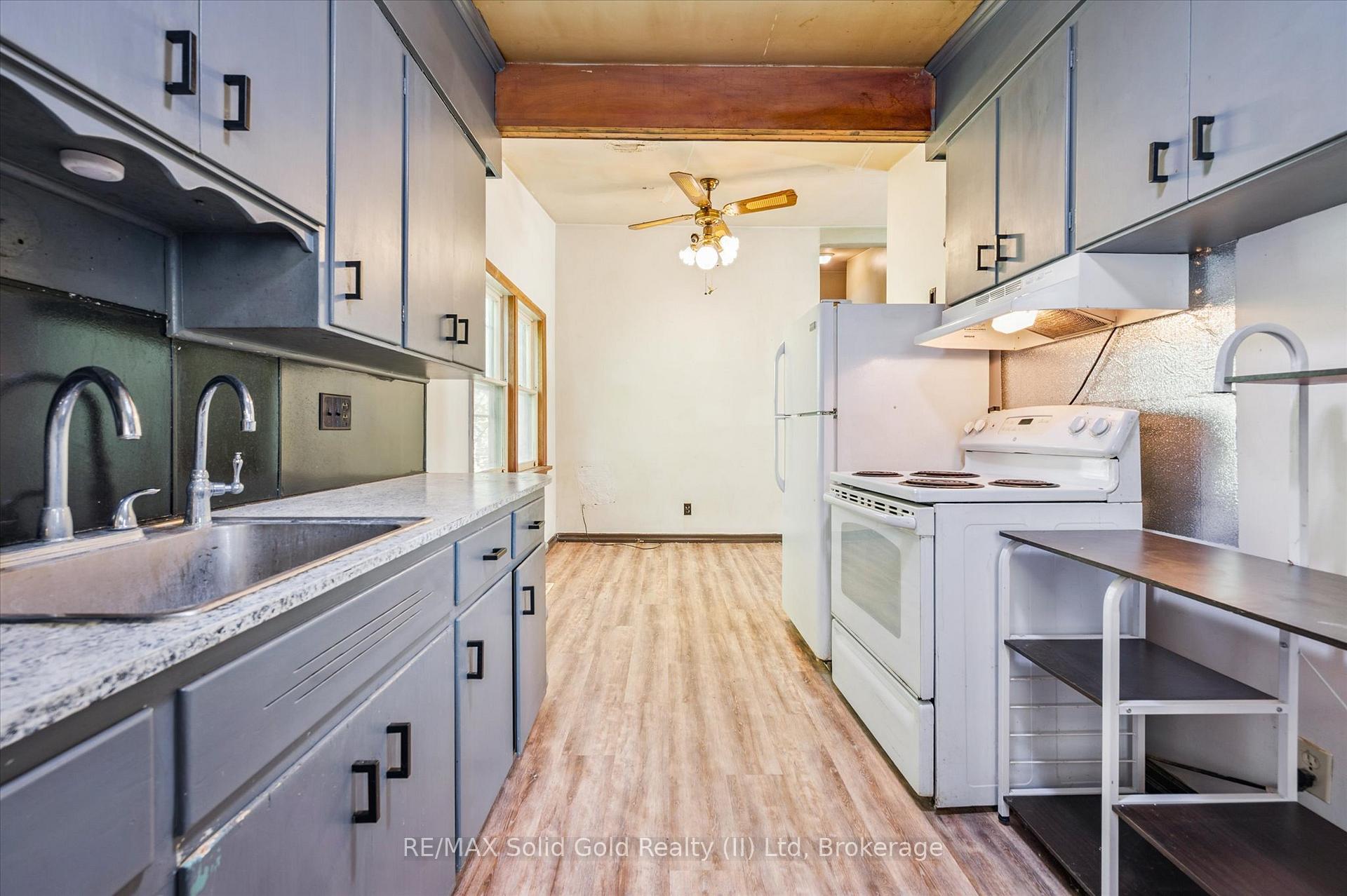 Photo 11 of 226 Dick Street, Waterloo — HOMEH
