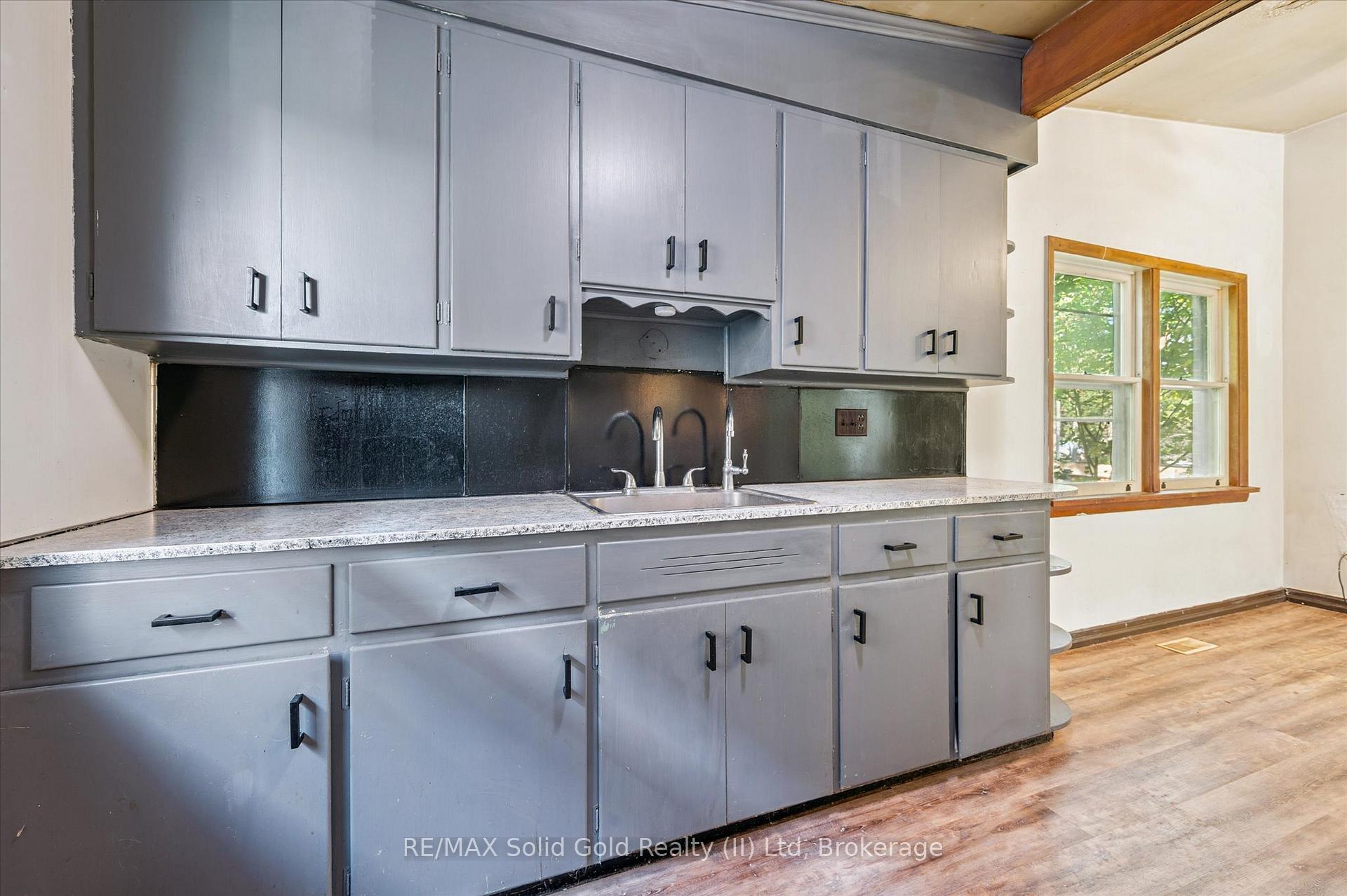Photo 12 of 226 Dick Street, Waterloo — HOMEH