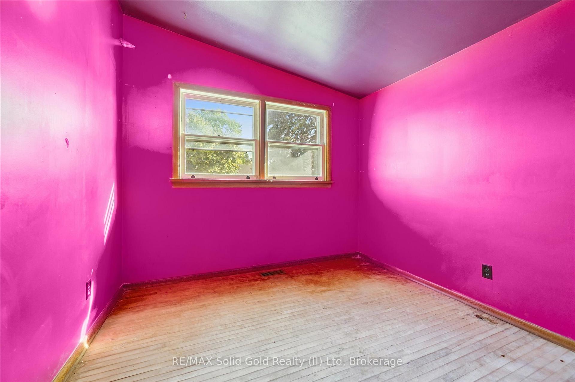 Photo 17 of 226 Dick Street, Waterloo — HOMEH