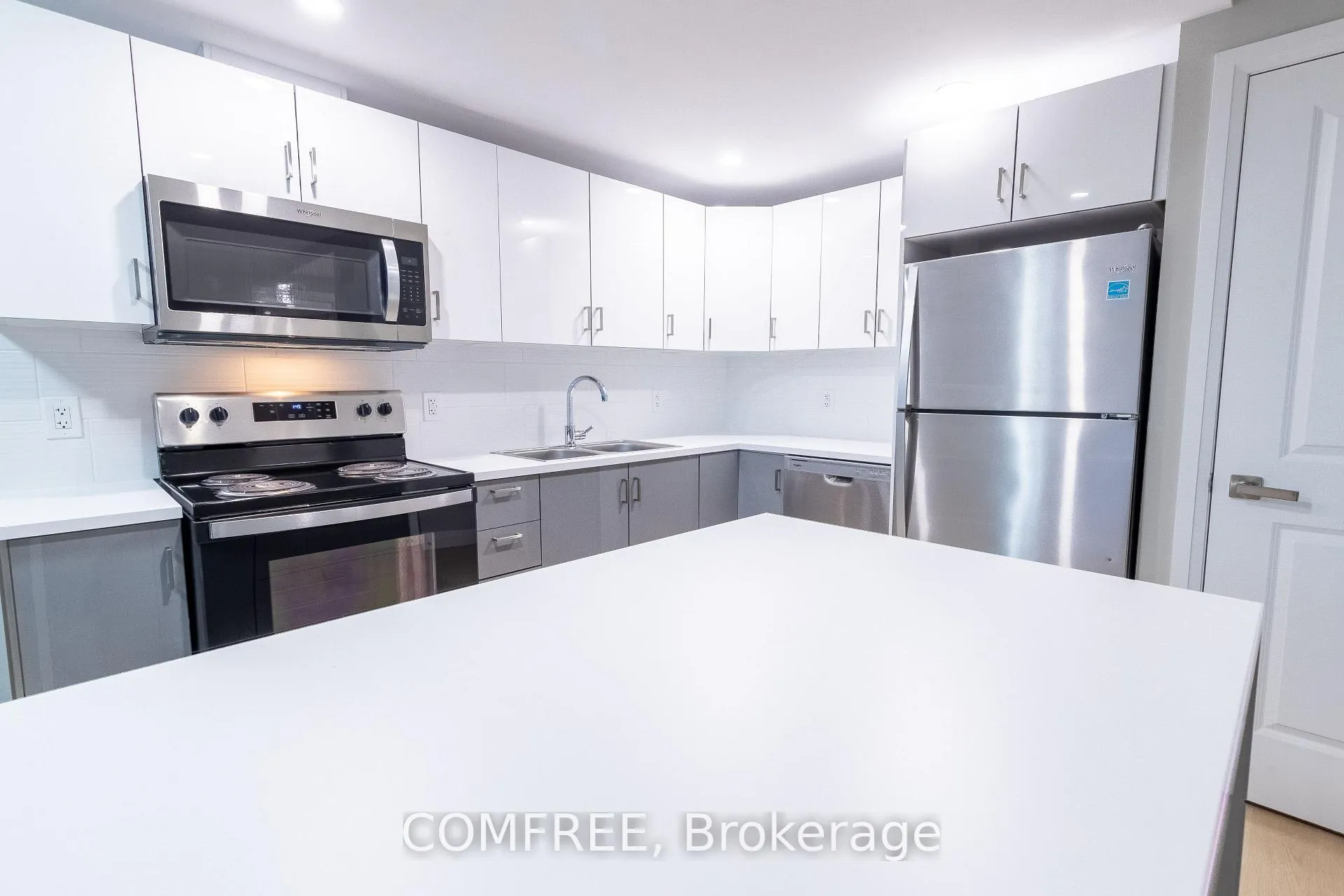 Photo 3 of 155 Hagar Street, Welland, Lincoln/Crowland — HOMEH