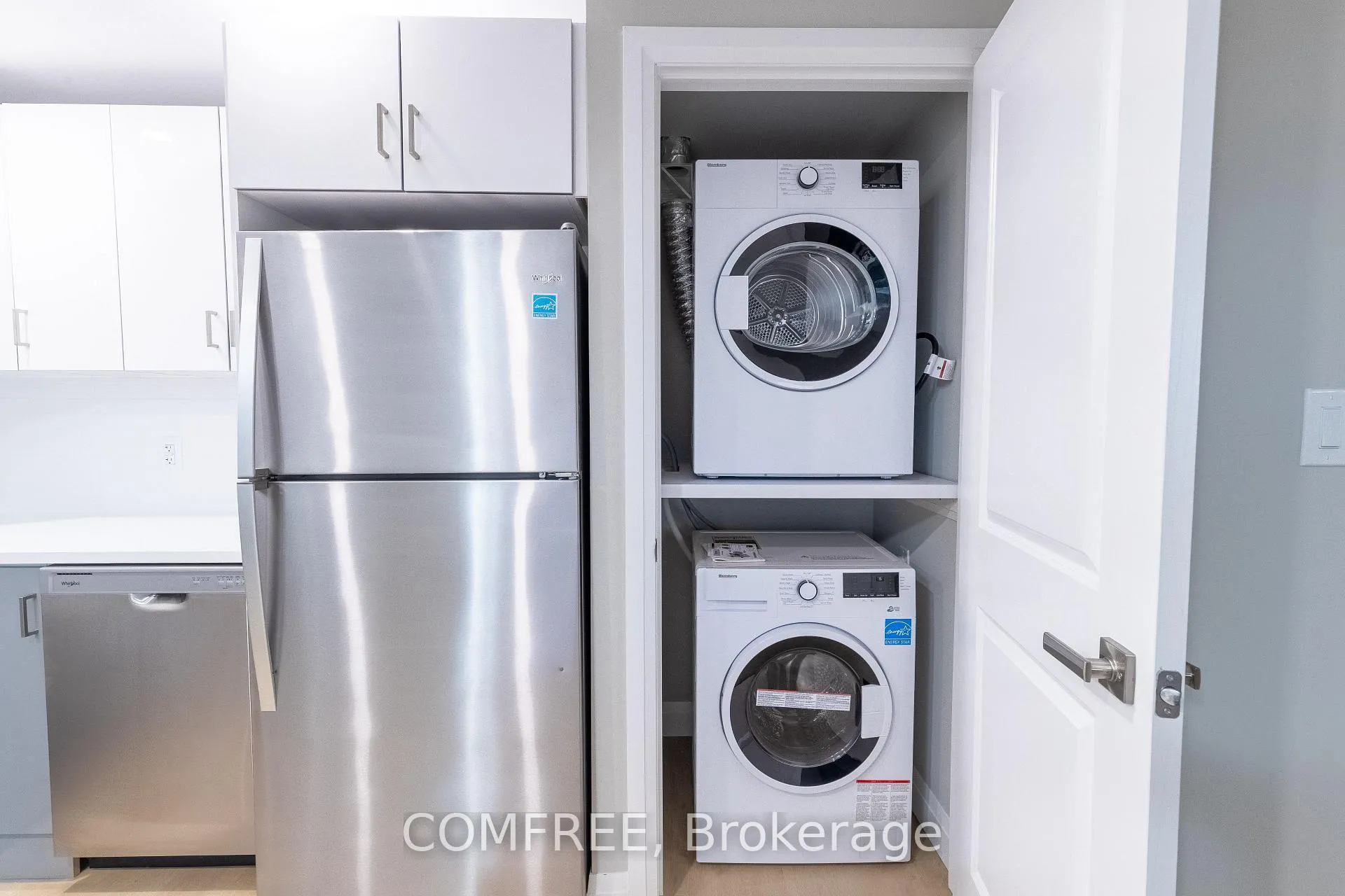 Photo 5 of 155 Hagar Street, Welland, Lincoln/Crowland — HOMEH