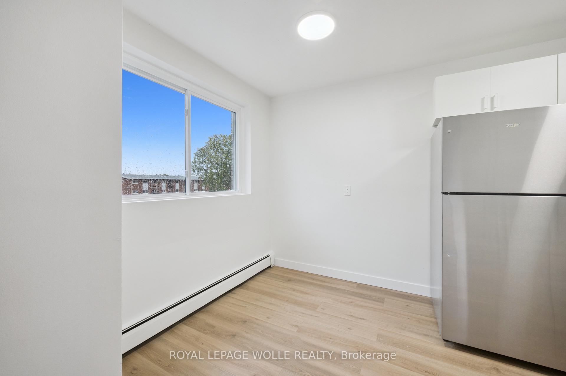 Photo 6 of Unit 8, 705 Glen Forrest Boulevard, Waterloo — HOMEH