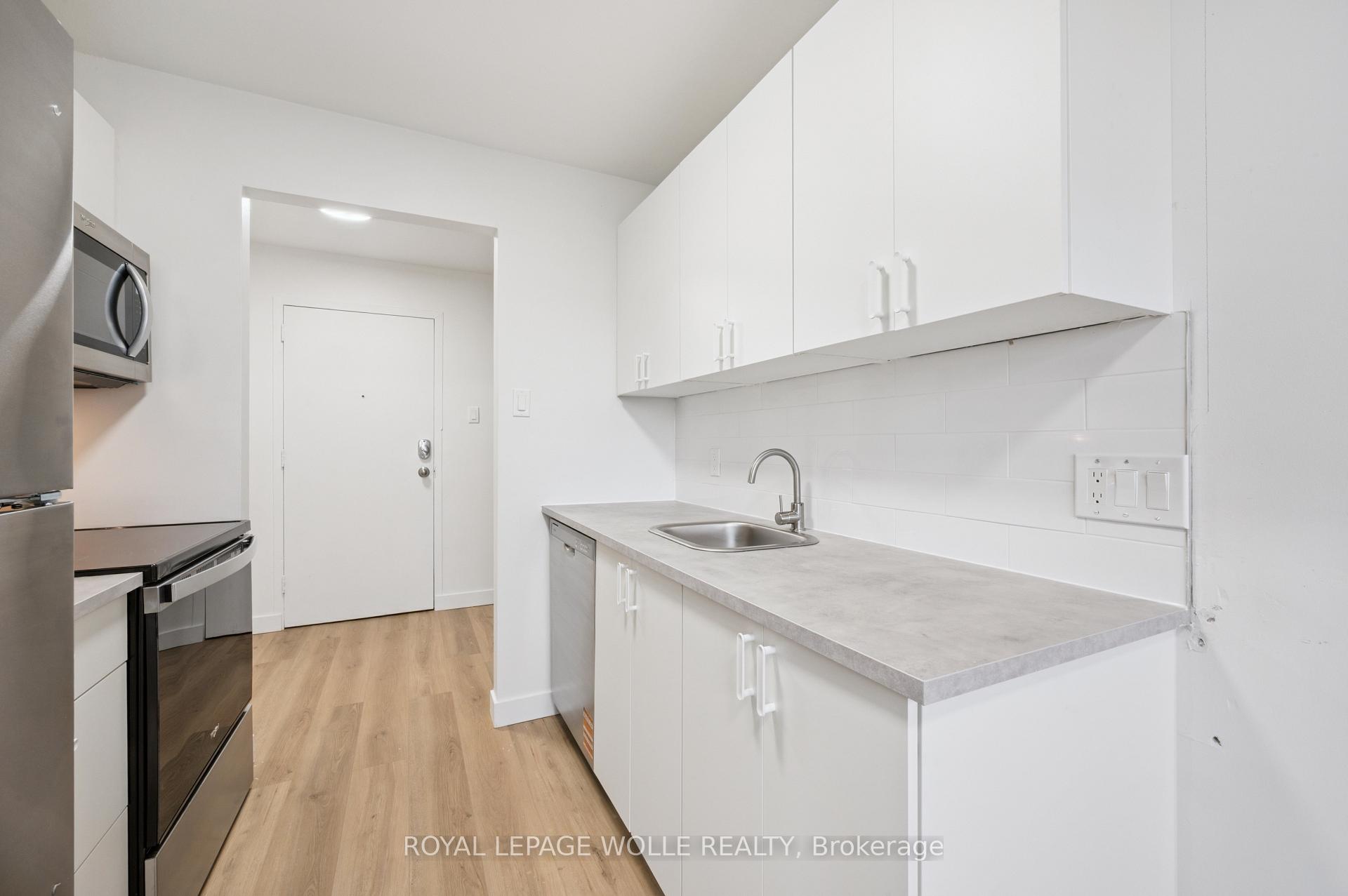 Photo 8 of Unit 8, 705 Glen Forrest Boulevard, Waterloo — HOMEH