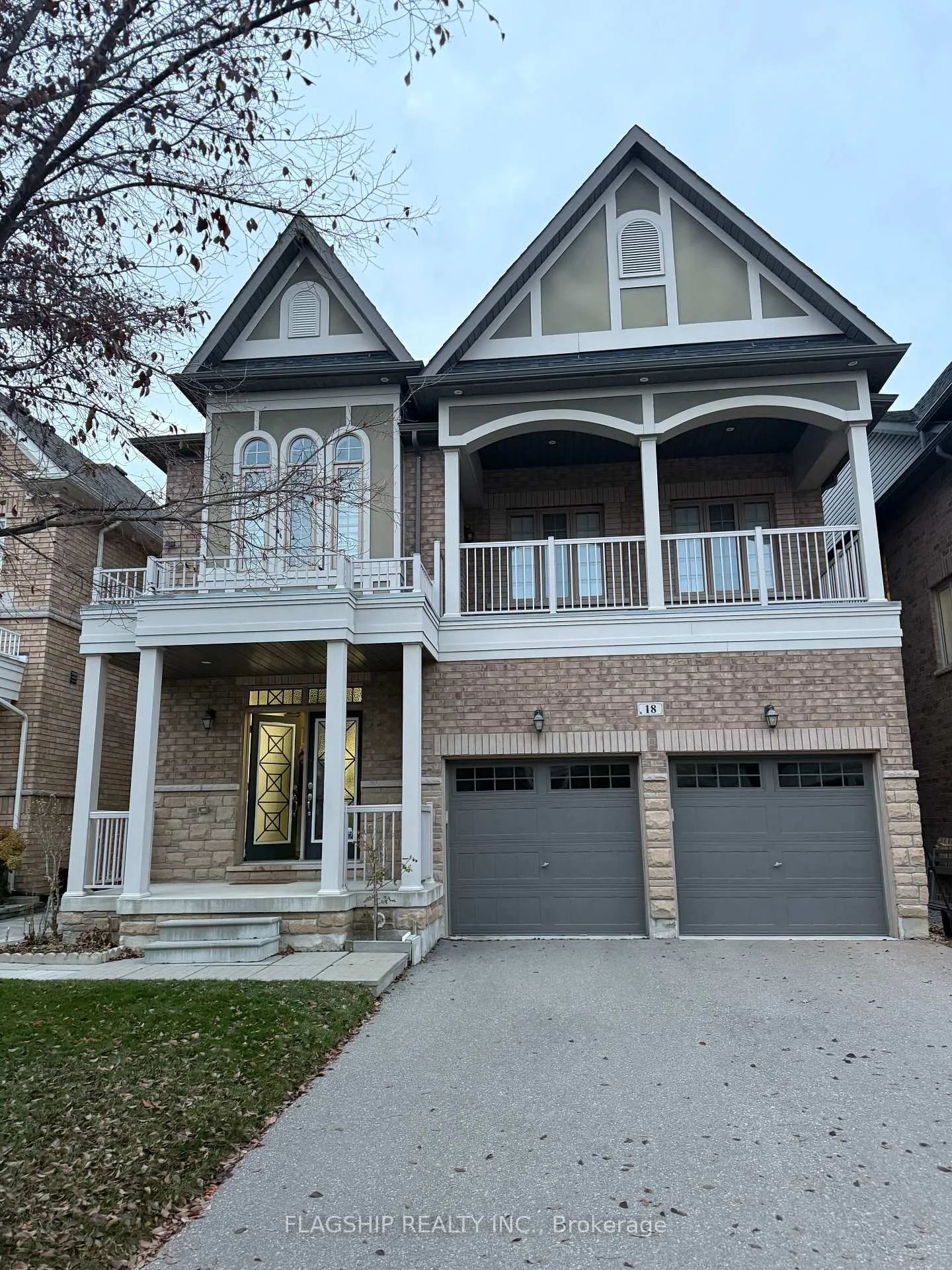 Photo 1 of 18 Beaconsfield Drive, Vaughan, Kleinburg — HOMEH