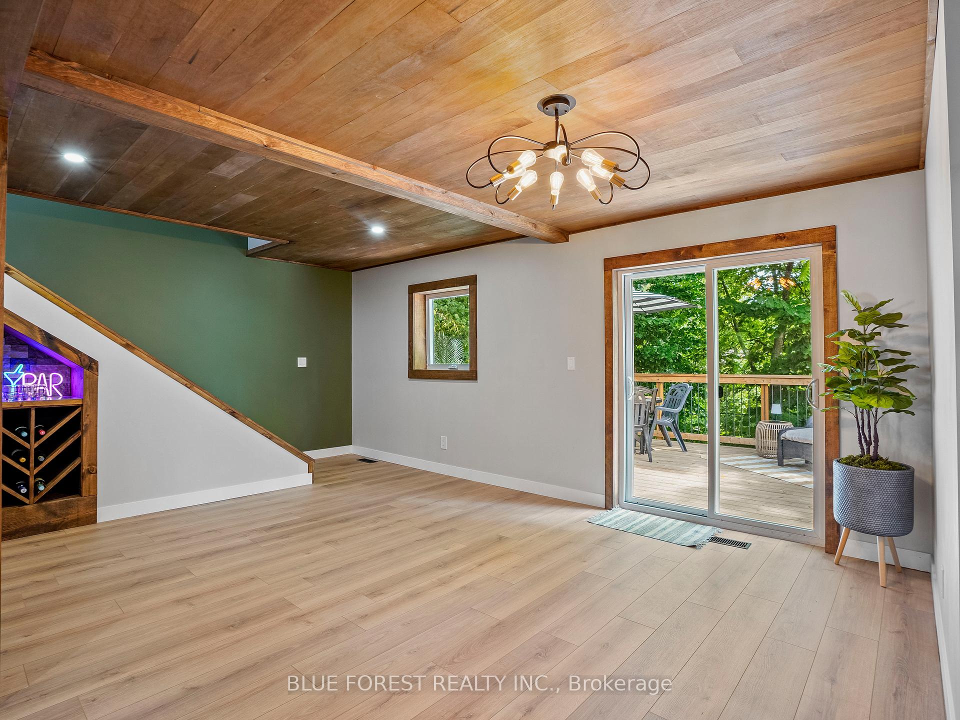Photo 12 of 207 Monroe Street, West Elgin, Rodney — HOMEH