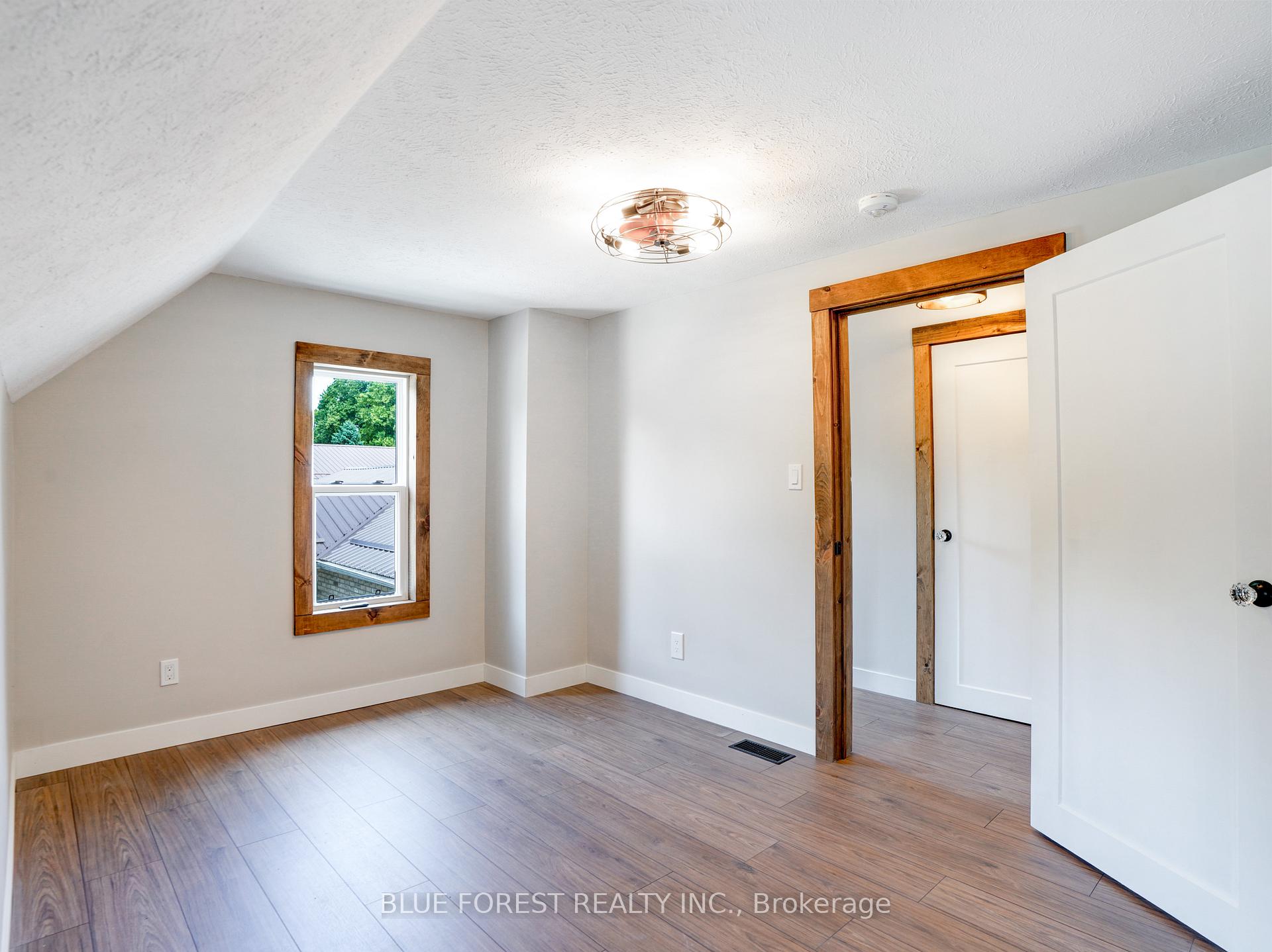 Photo 28 of 207 Monroe Street, West Elgin, Rodney — HOMEH