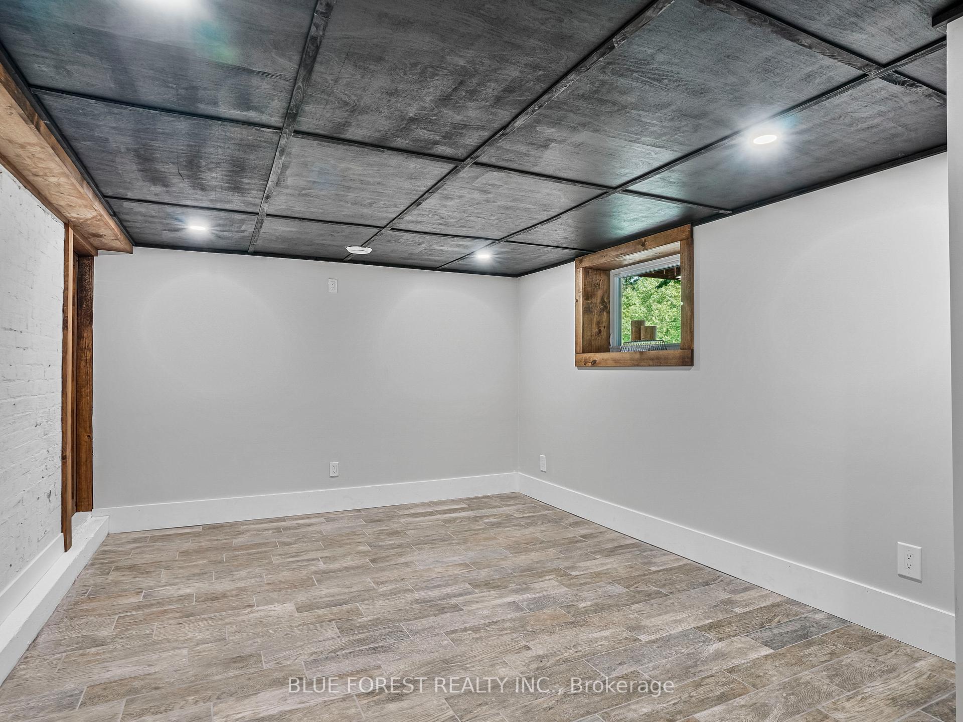 Photo 34 of 207 Monroe Street, West Elgin, Rodney — HOMEH