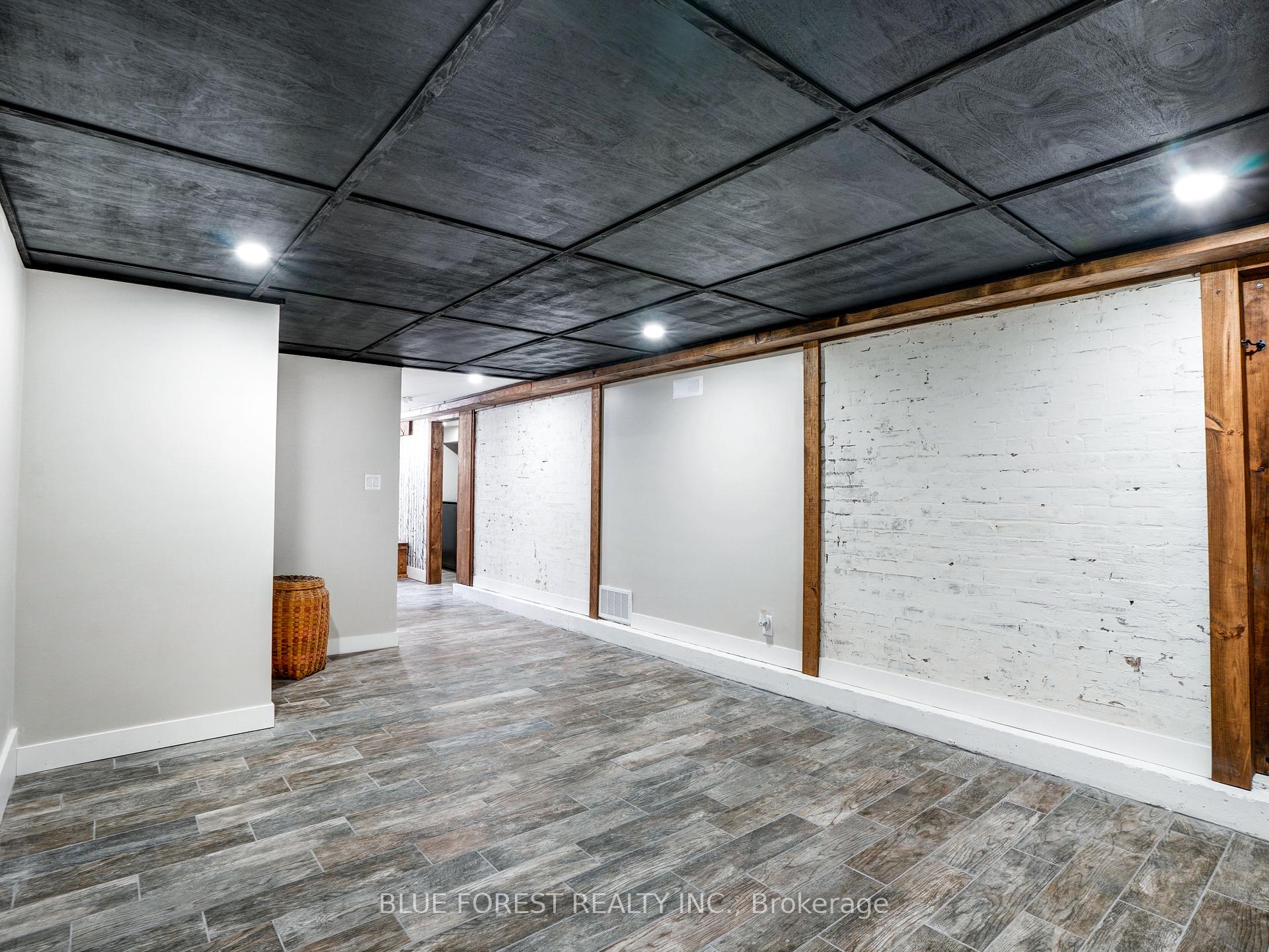 Photo 35 of 207 Monroe Street, West Elgin, Rodney — HOMEH