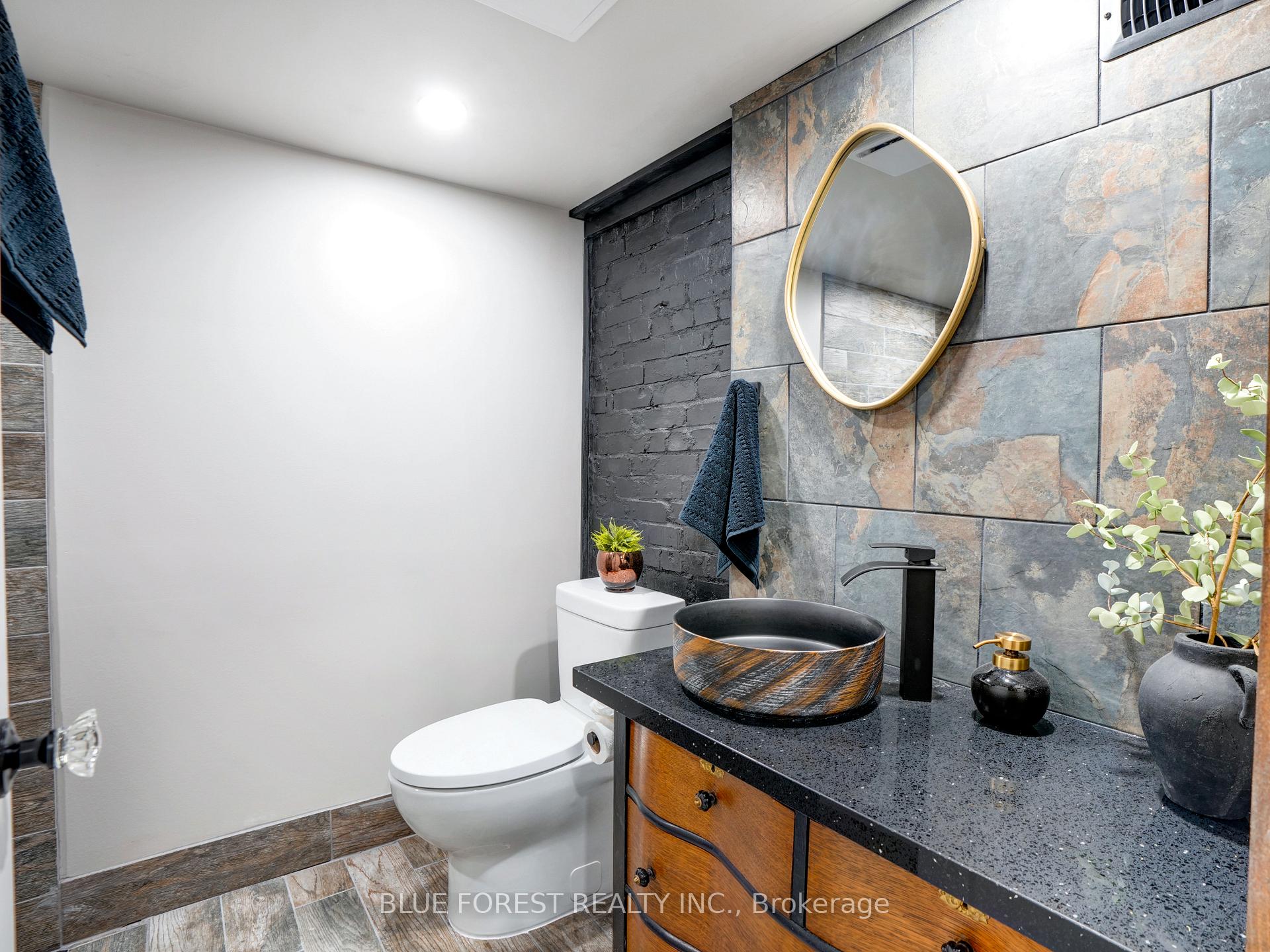 Photo 36 of 207 Monroe Street, West Elgin, Rodney — HOMEH