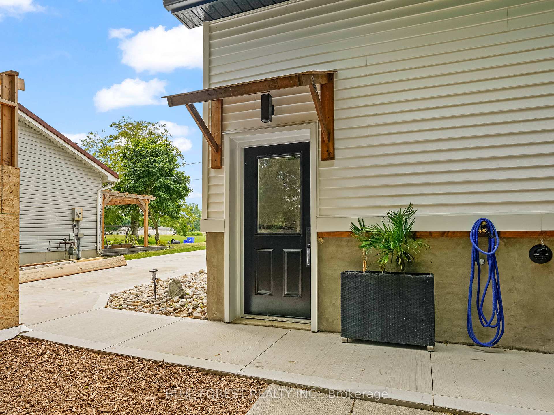 Photo 44 of 207 Monroe Street, West Elgin, Rodney — HOMEH