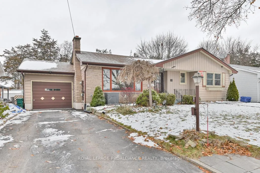 Photo 1 of 14 Harris Crescent, Belleville, Belleville Ward — HOMEH