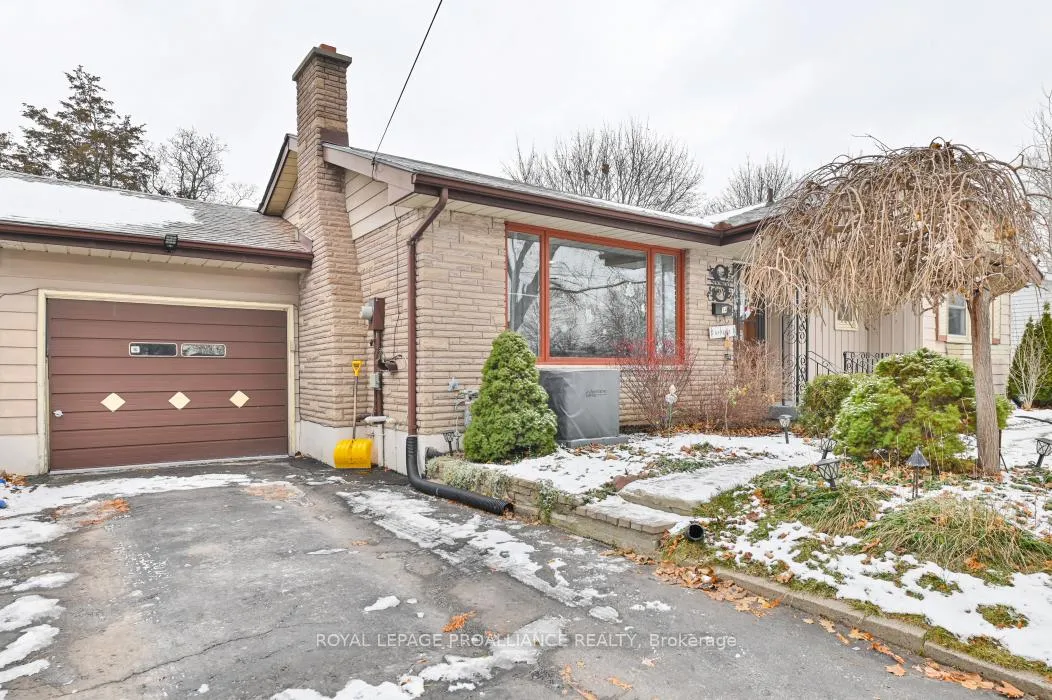 Photo 5 of 14 Harris Crescent, Belleville, Belleville Ward — HOMEH