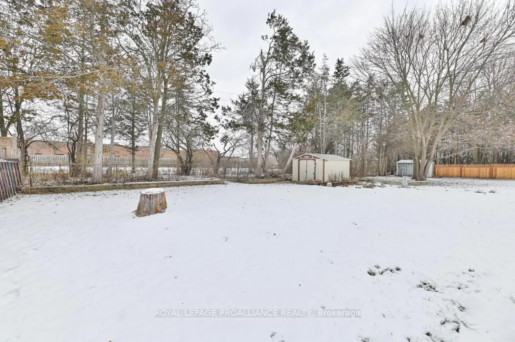 Photo 41 of 14 Harris Crescent, Belleville, Belleville Ward — HOMEH