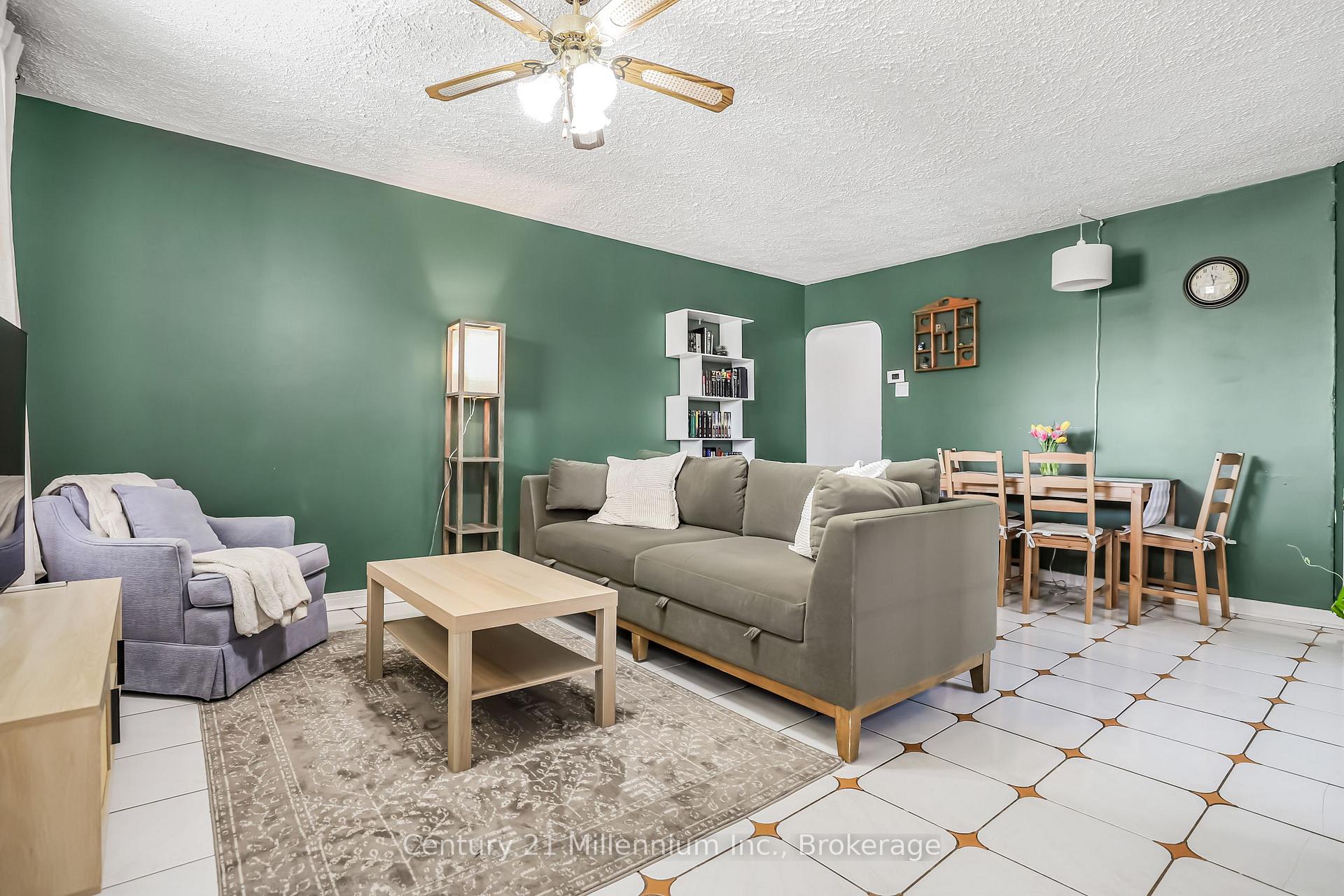Photo 5 of 152 Frederick Drive, Wasaga Beach — HOMEH