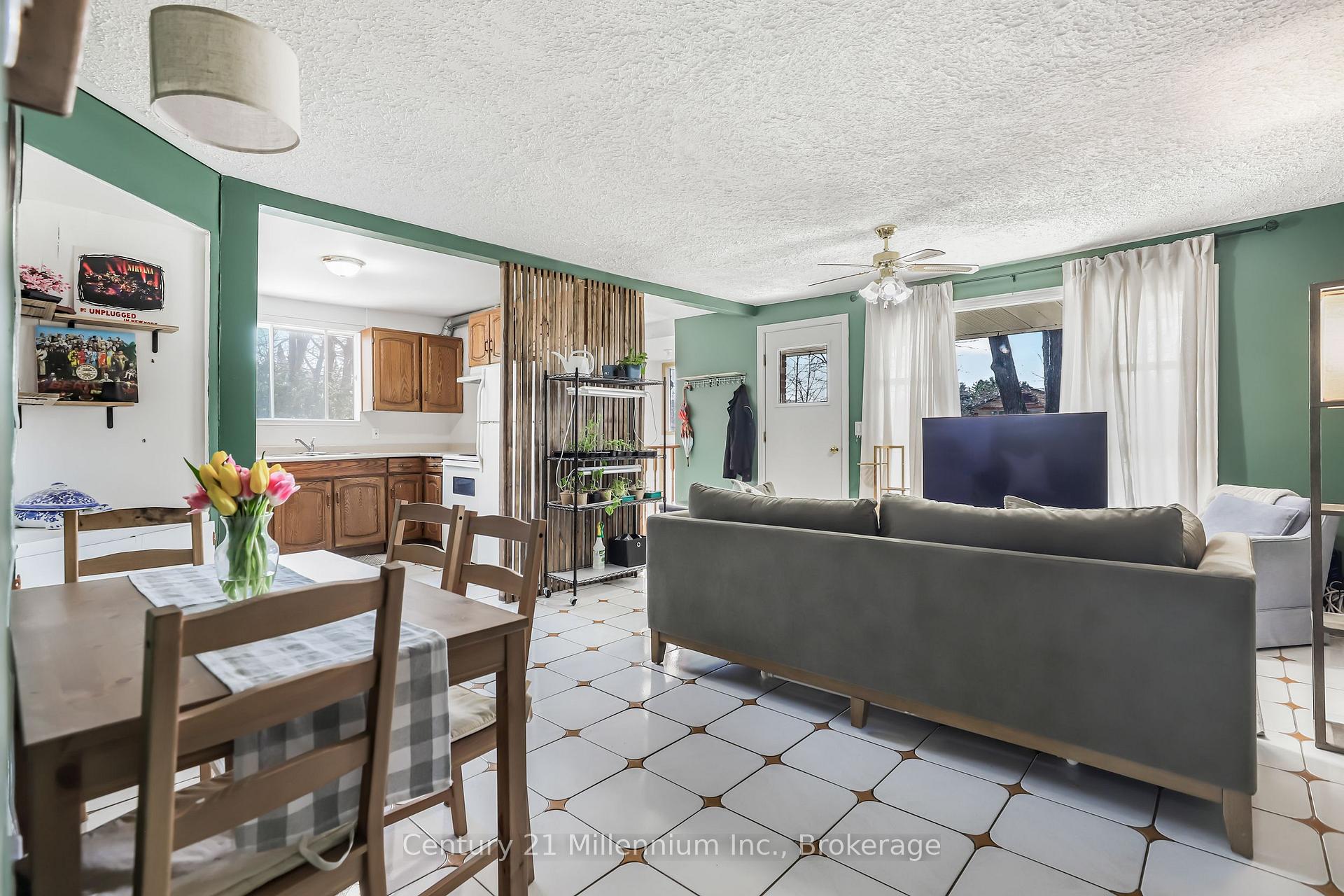 Photo 7 of 152 Frederick Drive, Wasaga Beach — HOMEH