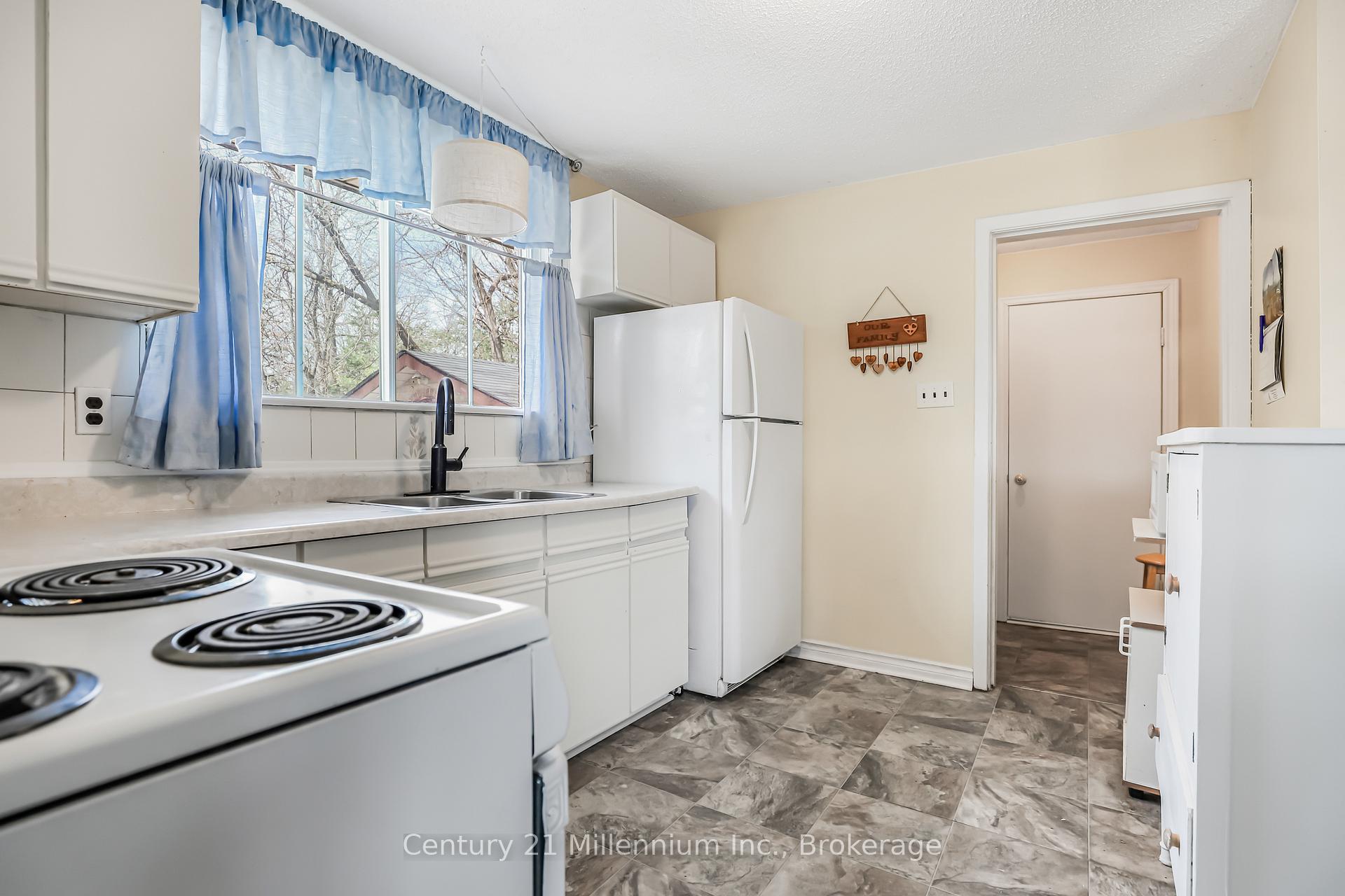 Photo 11 of 152 Frederick Drive, Wasaga Beach — HOMEH