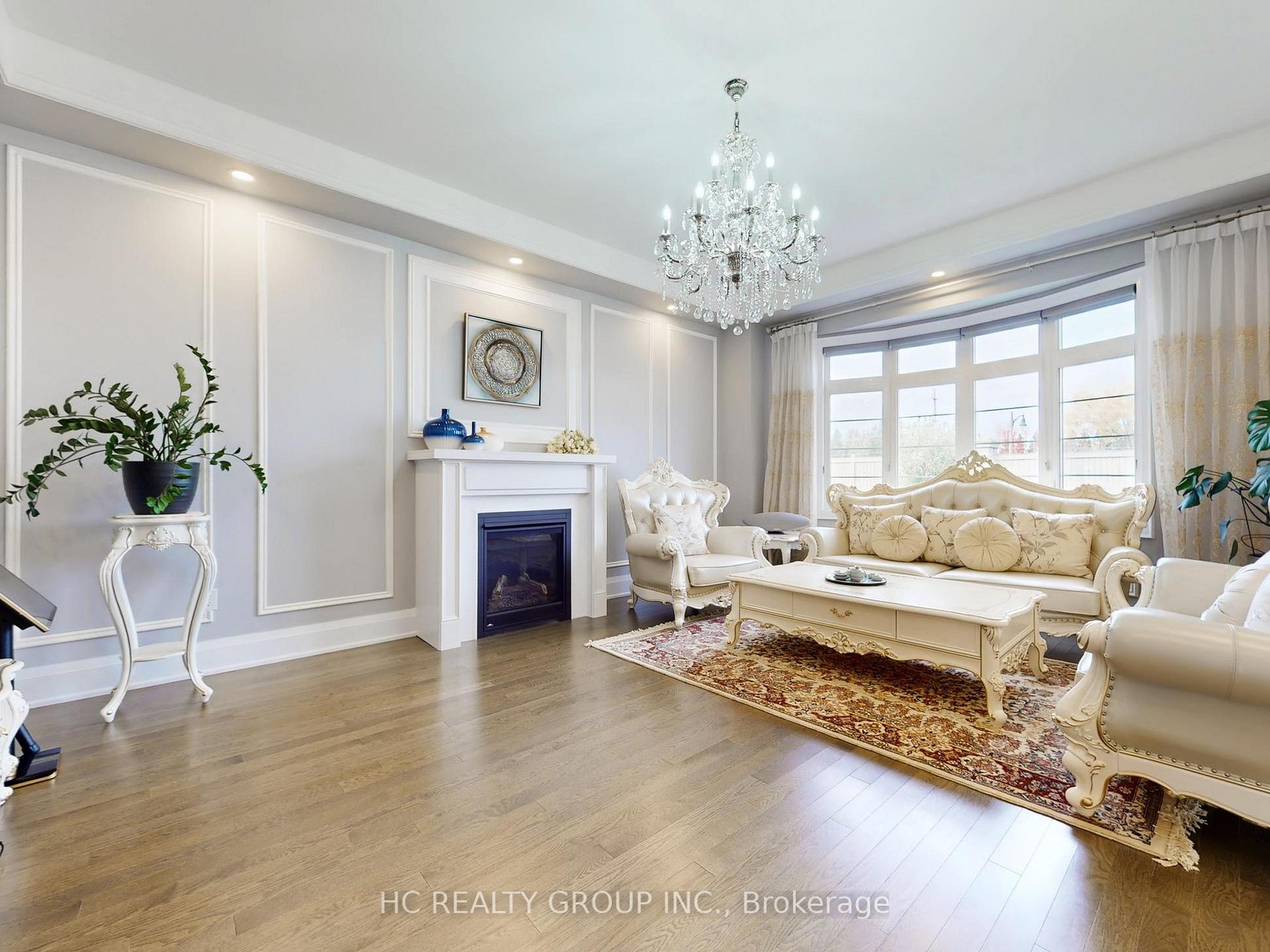 Photo 7 of 238 Touch Gold Crescent, Aurora, Bayview Southeast — HOMEH
