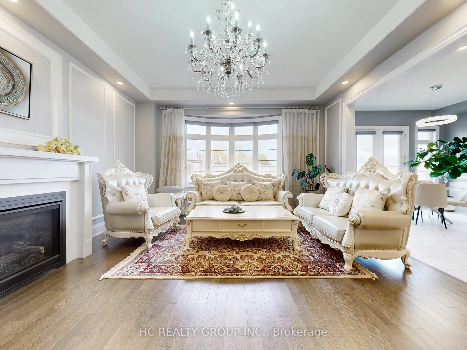 Photo 8 of 238 Touch Gold Crescent, Aurora, Bayview Southeast — HOMEH