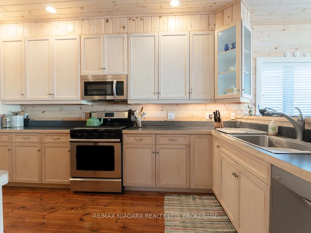 Photo 9 of 12895 Old Lakeshore Road W, Wainfleet, Lakeshore — HOMEH