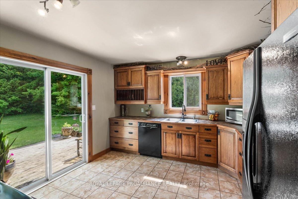 Photo 5 of 1297 Vanderwater Road, Tweed, Hungerford (Twp) — HOMEH