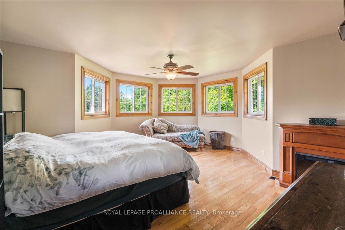 Photo 9 of 1297 Vanderwater Road, Tweed, Hungerford (Twp) — HOMEH