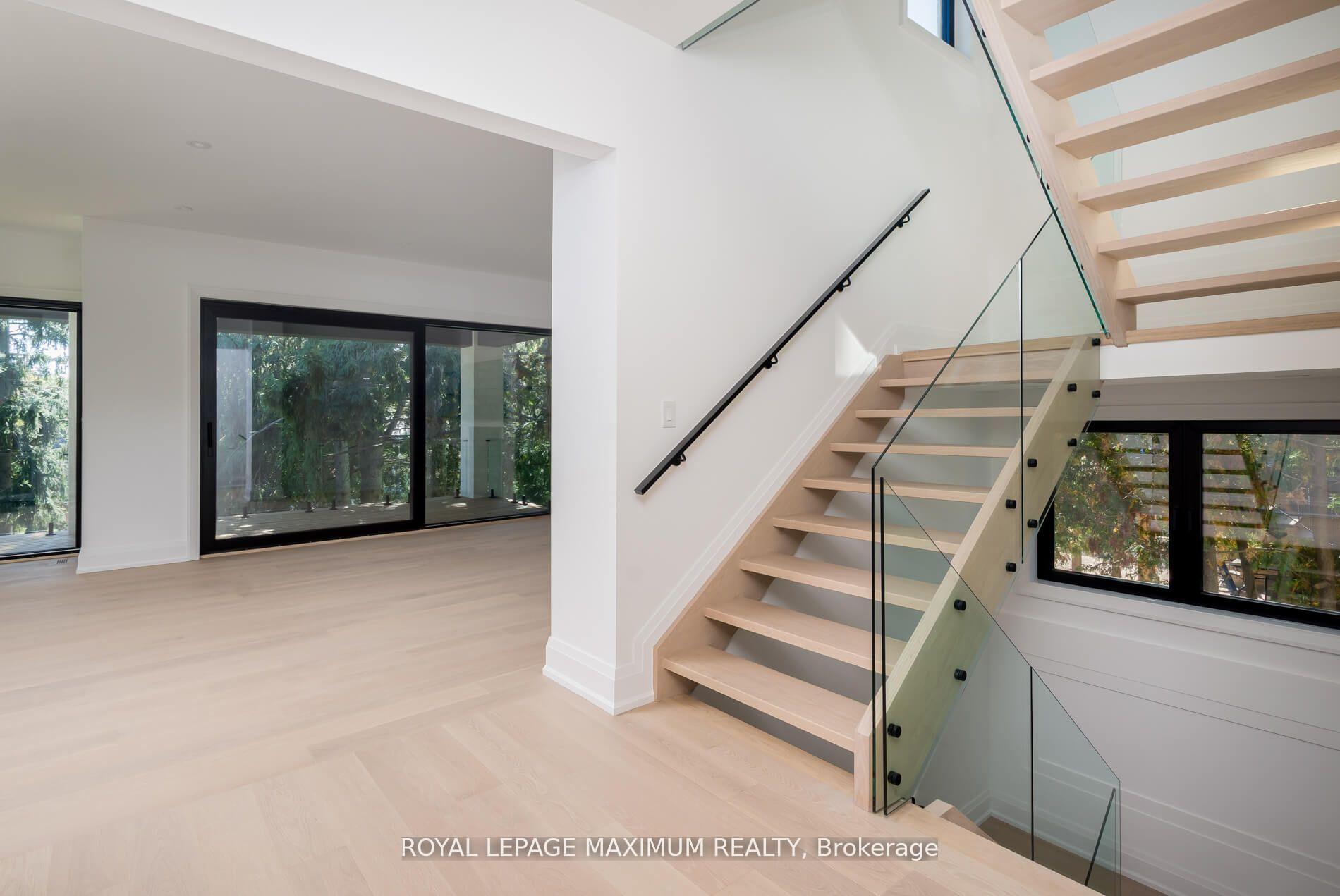 Photo 5 of 67 Davidson Drive, Vaughan, Islington Woods — HOMEH