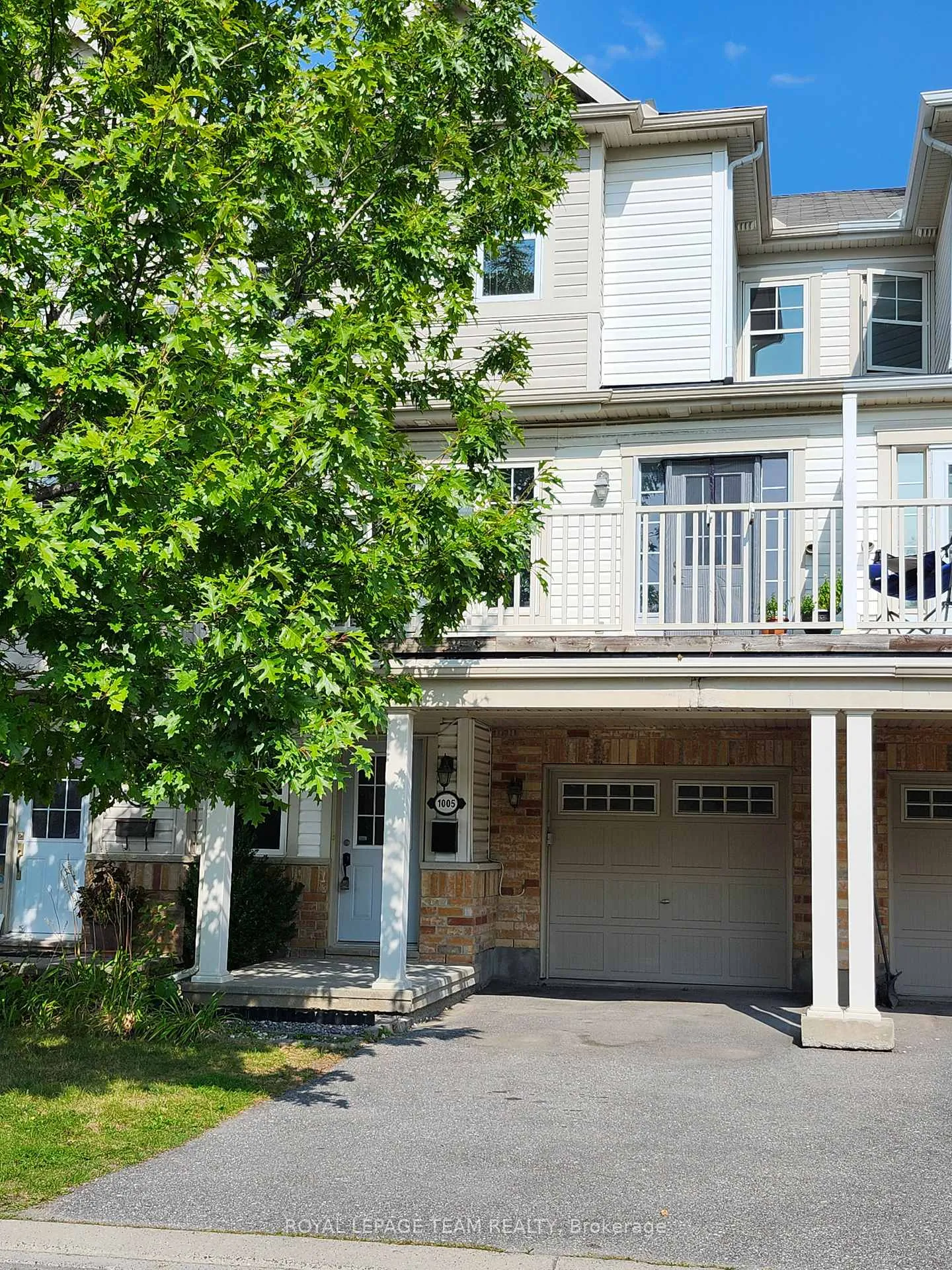 Photo 2 of 1005 Andora Avenue, Ottawa, Barrhaven - Heritage Park — HOMEH