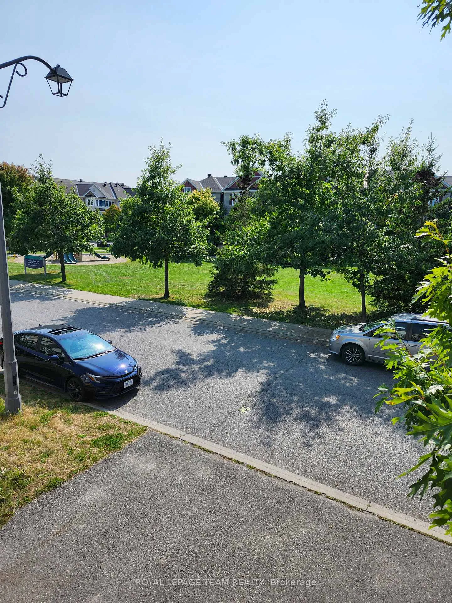 Photo 12 of 1005 Andora Avenue, Ottawa, Barrhaven - Heritage Park — HOMEH