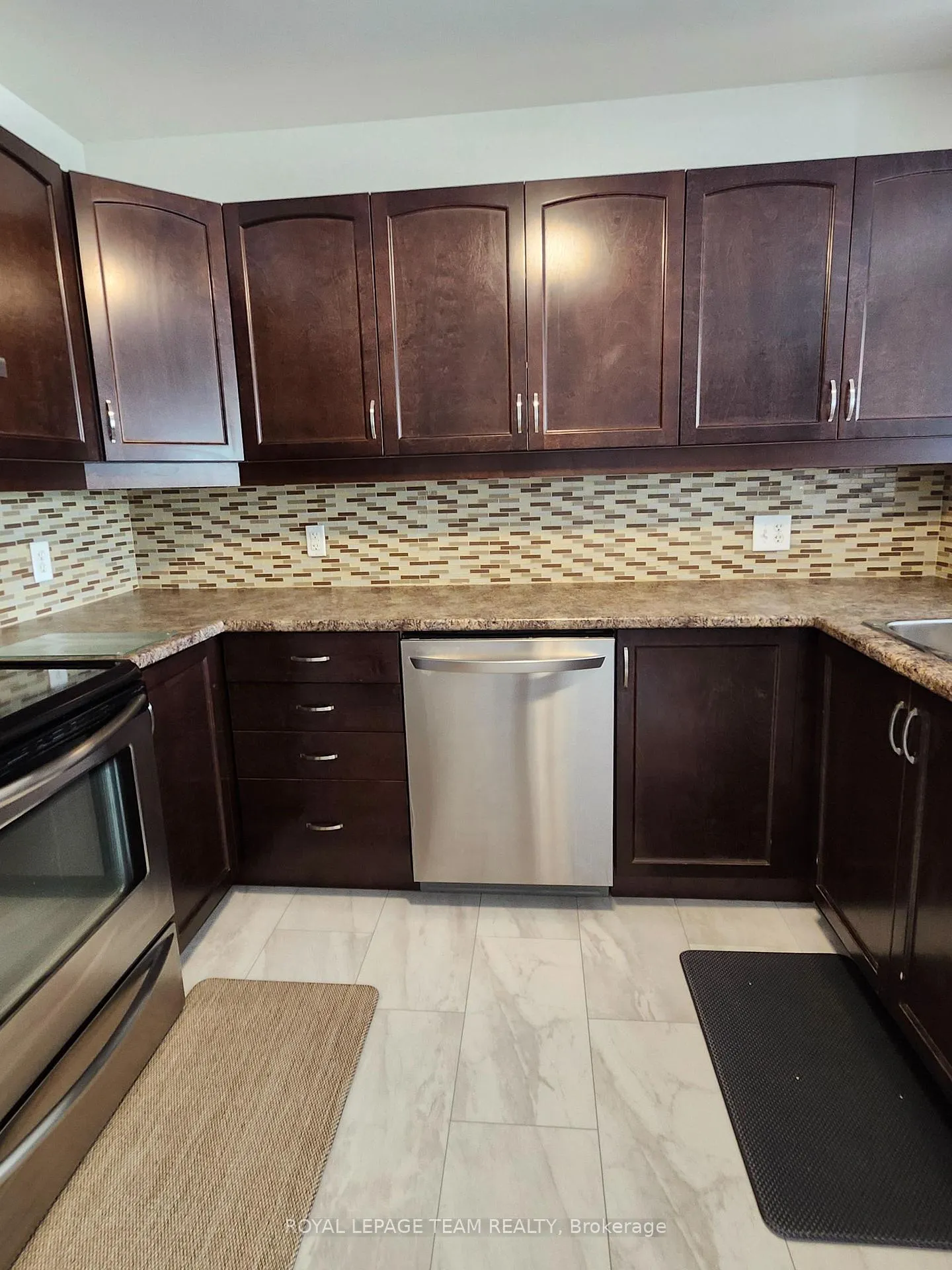 Photo 19 of 1005 Andora Avenue, Ottawa, Barrhaven - Heritage Park — HOMEH