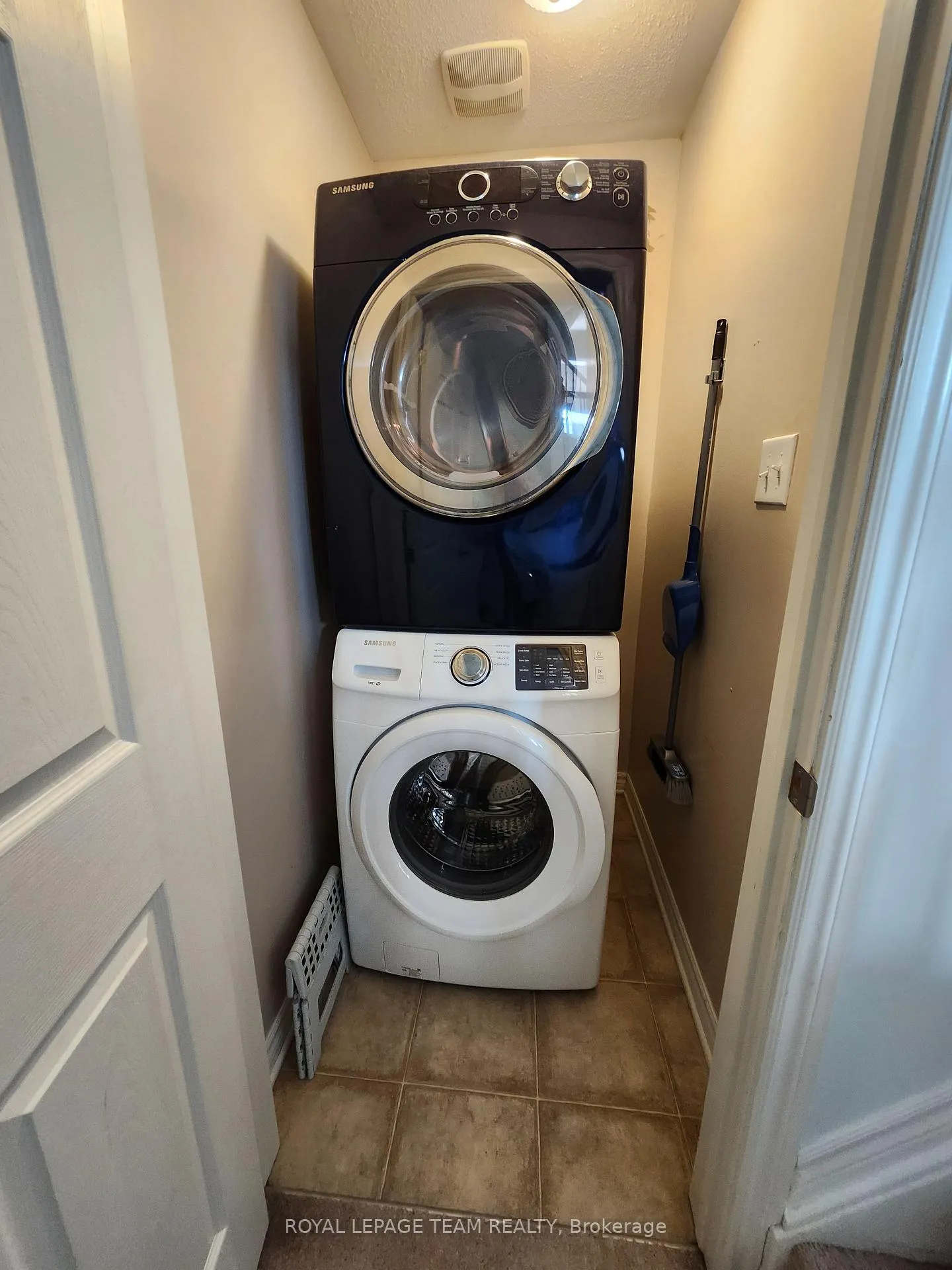 Photo 29 of 1005 Andora Avenue, Ottawa, Barrhaven - Heritage Park — HOMEH