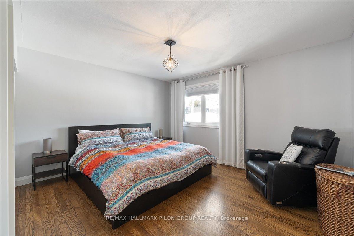 Photo 22 of 2056 Beaverhill Drive, Ottawa, Beacon Hill South — HOMEH
