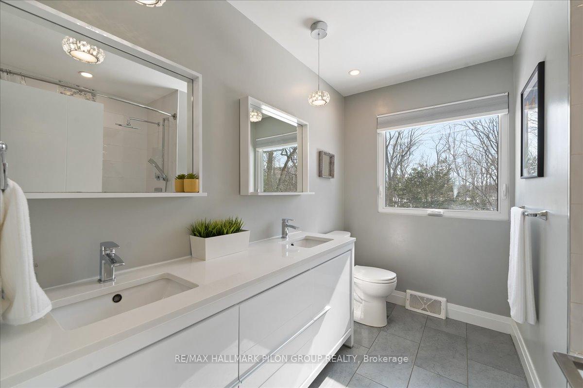 Photo 20 of 2056 Beaverhill Drive, Ottawa, Beacon Hill South — HOMEH