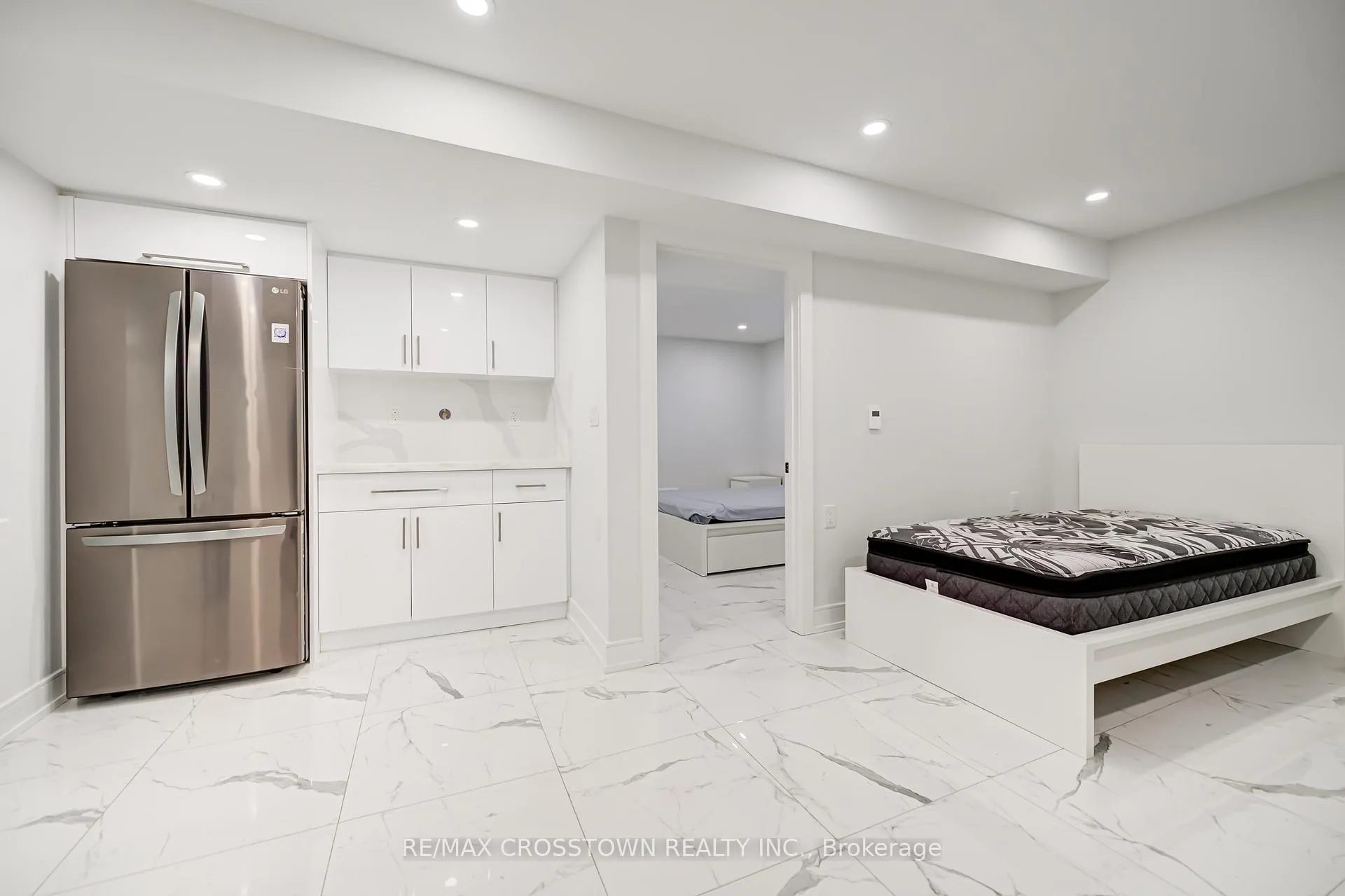 Photo 9 of Unit Basement, 162 Mactier Drive, Vaughan, Kleinburg — HOMEH