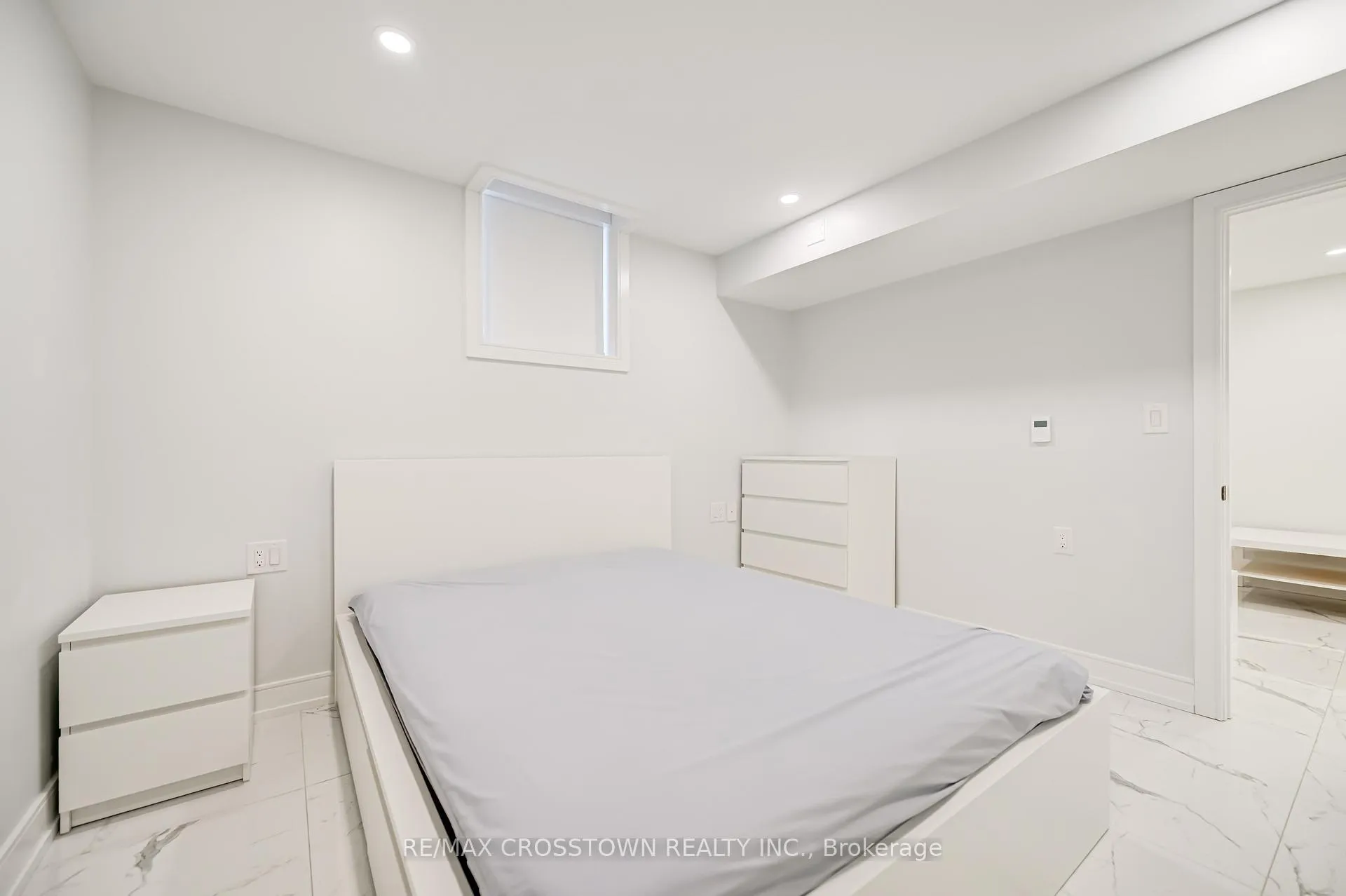 Photo 19 of Unit Basement, 162 Mactier Drive, Vaughan, Kleinburg — HOMEH