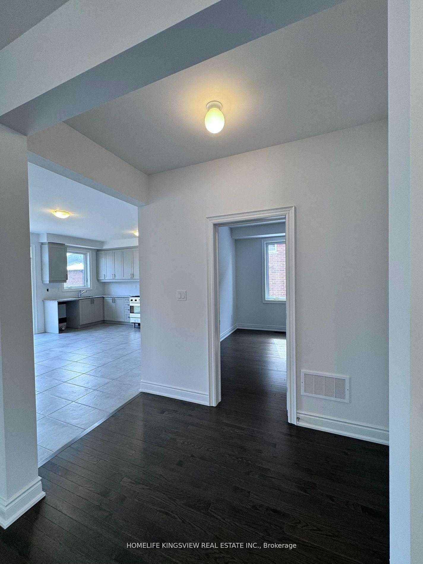 Photo 6 of 37 Misty Ridge Road, Wasaga Beach — HOMEH