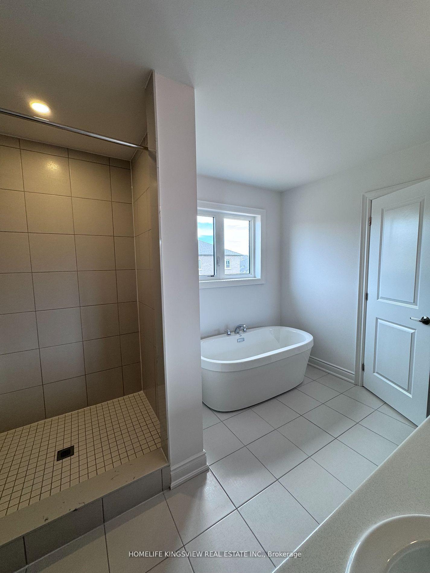 Photo 17 of 37 Misty Ridge Road, Wasaga Beach — HOMEH