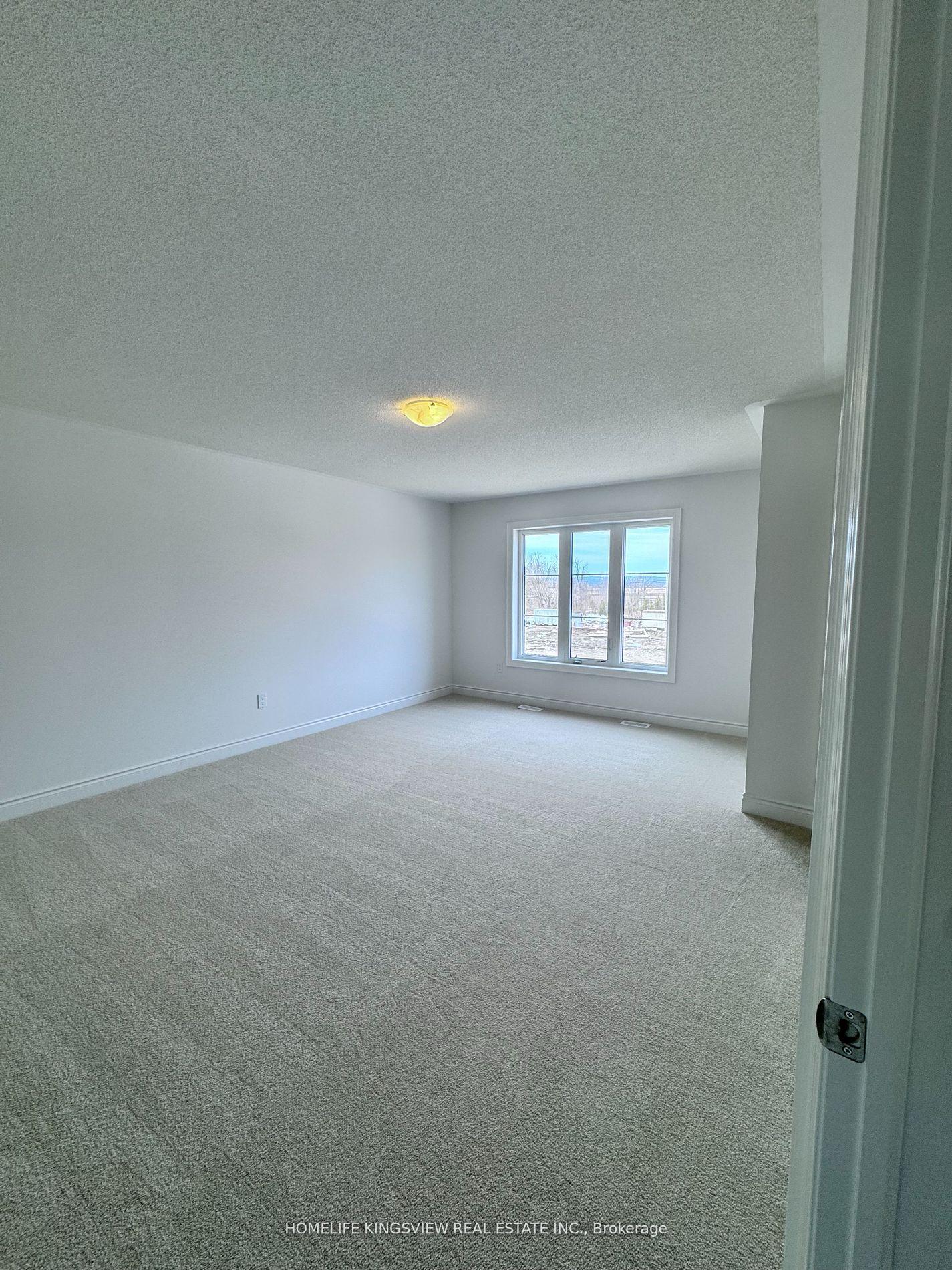 Photo 19 of 37 Misty Ridge Road, Wasaga Beach — HOMEH