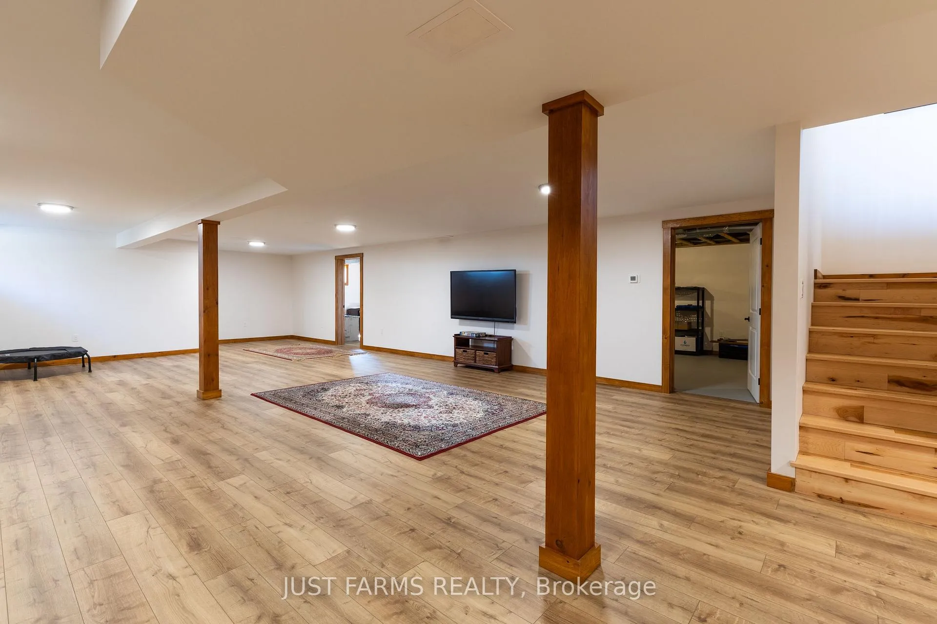 Photo 33 of 22889 Talbot Line, West Elgin, Rural West Elgin — HOMEH