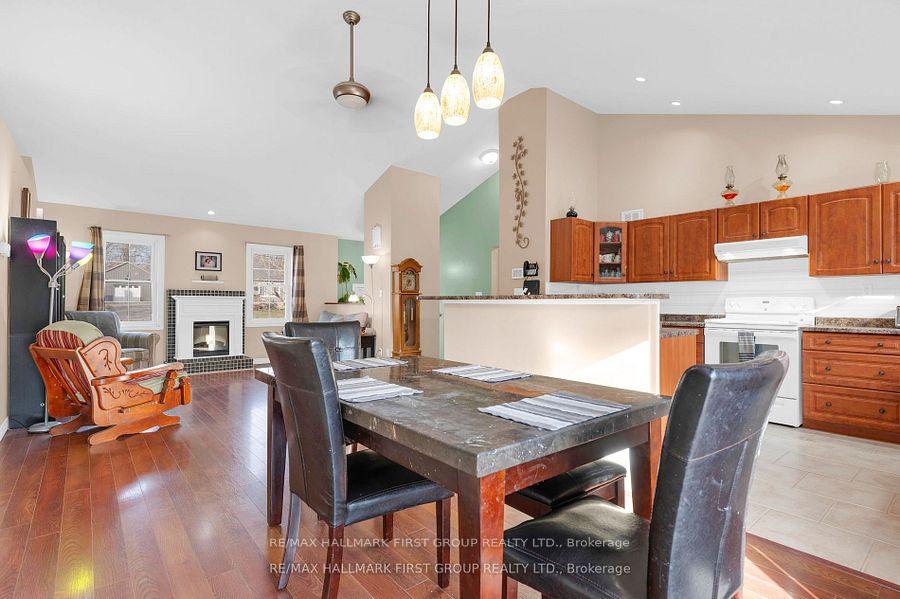 Photo 12 of 315 River Street W, Tweed, Tweed (Village) — HOMEH