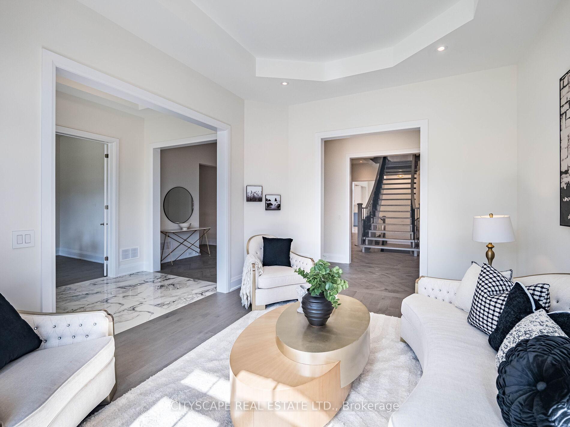 Photo 5 of 51 Enclave Court, Vaughan, Kleinburg — HOMEH