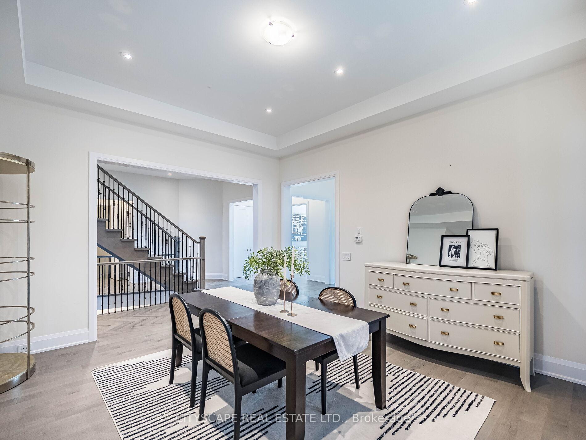 Photo 8 of 51 Enclave Court, Vaughan, Kleinburg — HOMEH