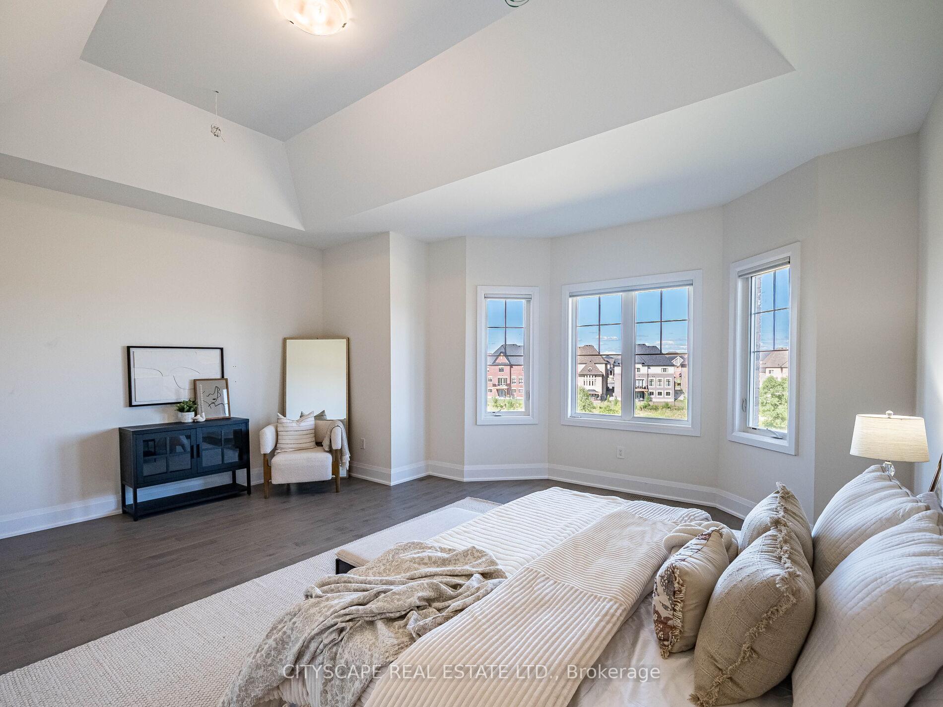 Photo 20 of 51 Enclave Court, Vaughan, Kleinburg — HOMEH