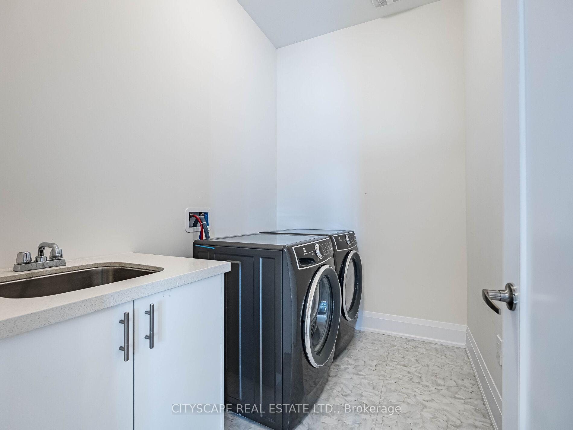 Photo 32 of 51 Enclave Court, Vaughan, Kleinburg — HOMEH