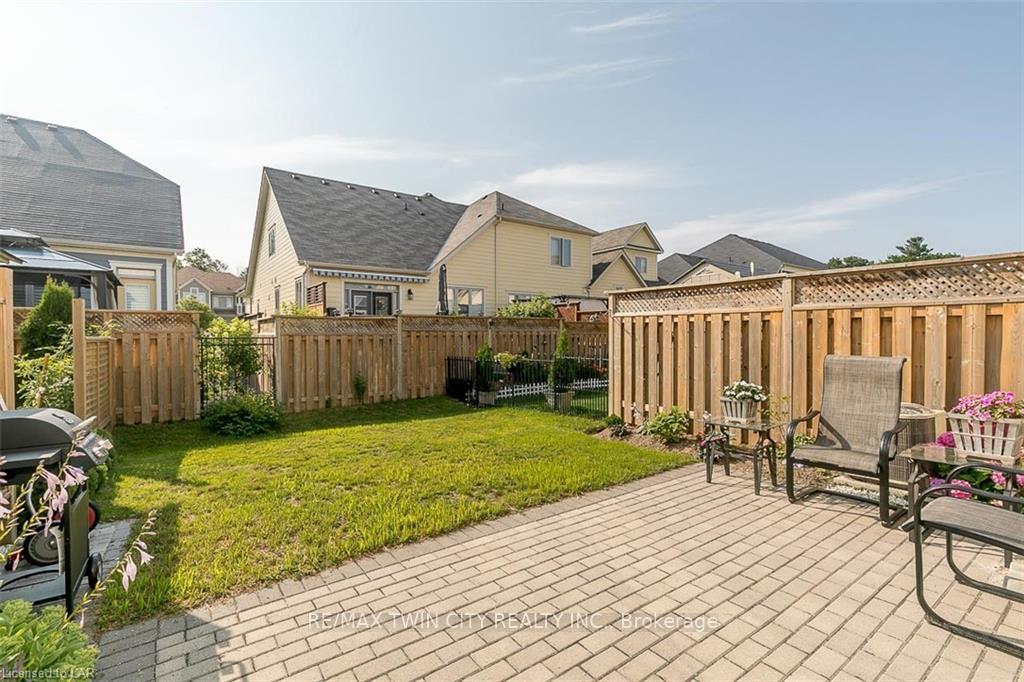 Photo 20 of 104 Sandy Coast Crescent, Wasaga Beach — HOMEH