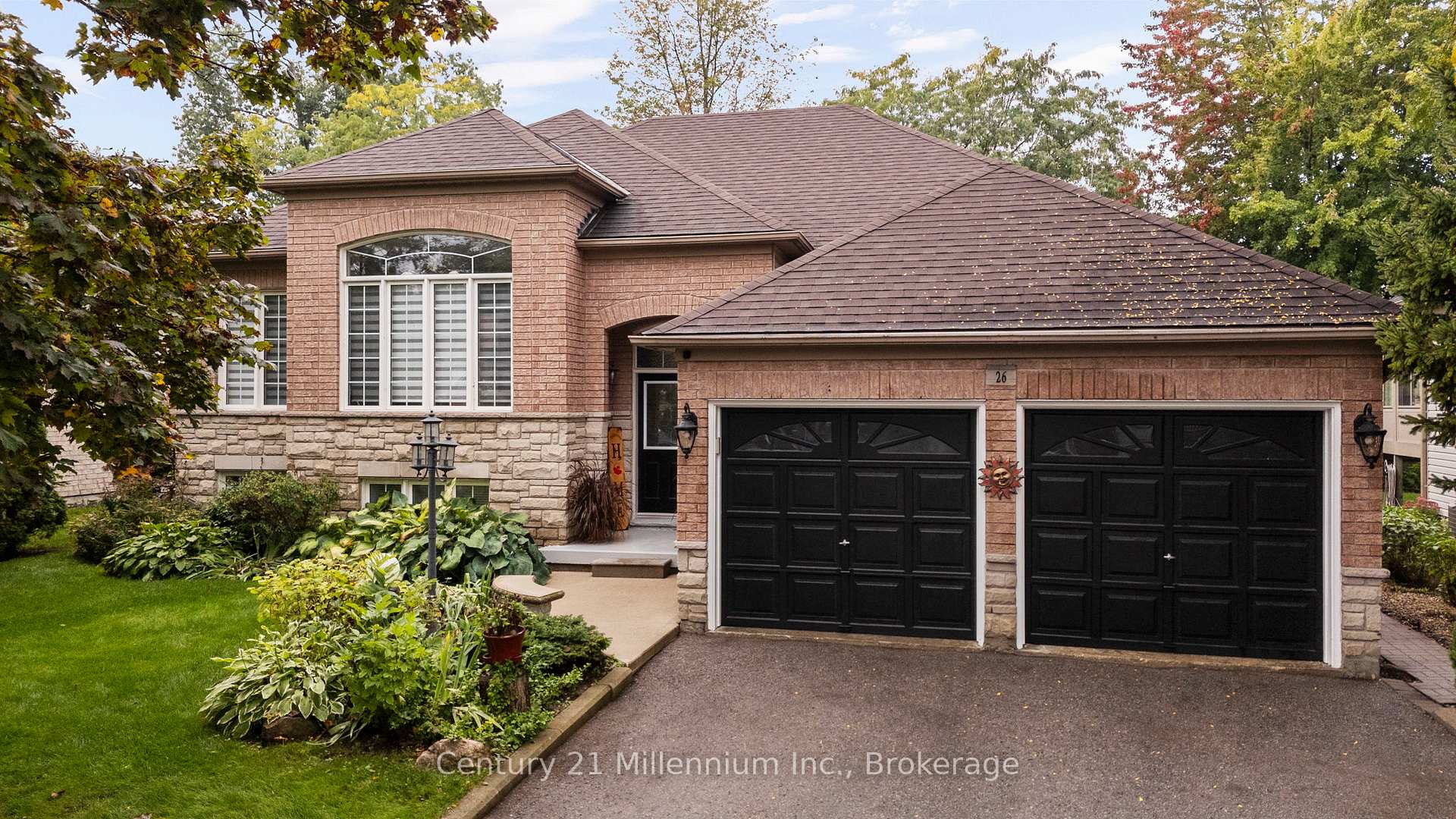 Photo 7 of 26 Regina Boulevard, Wasaga Beach — HOMEH