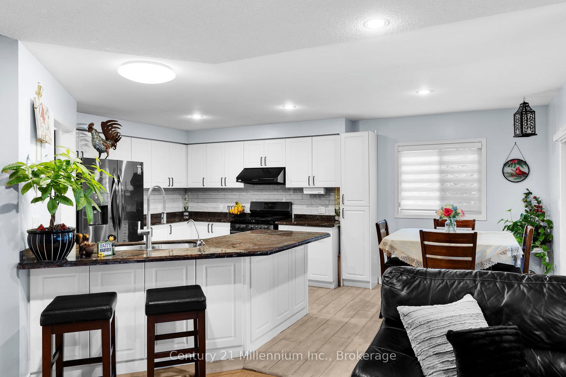 Photo 16 of 26 Regina Boulevard, Wasaga Beach — HOMEH